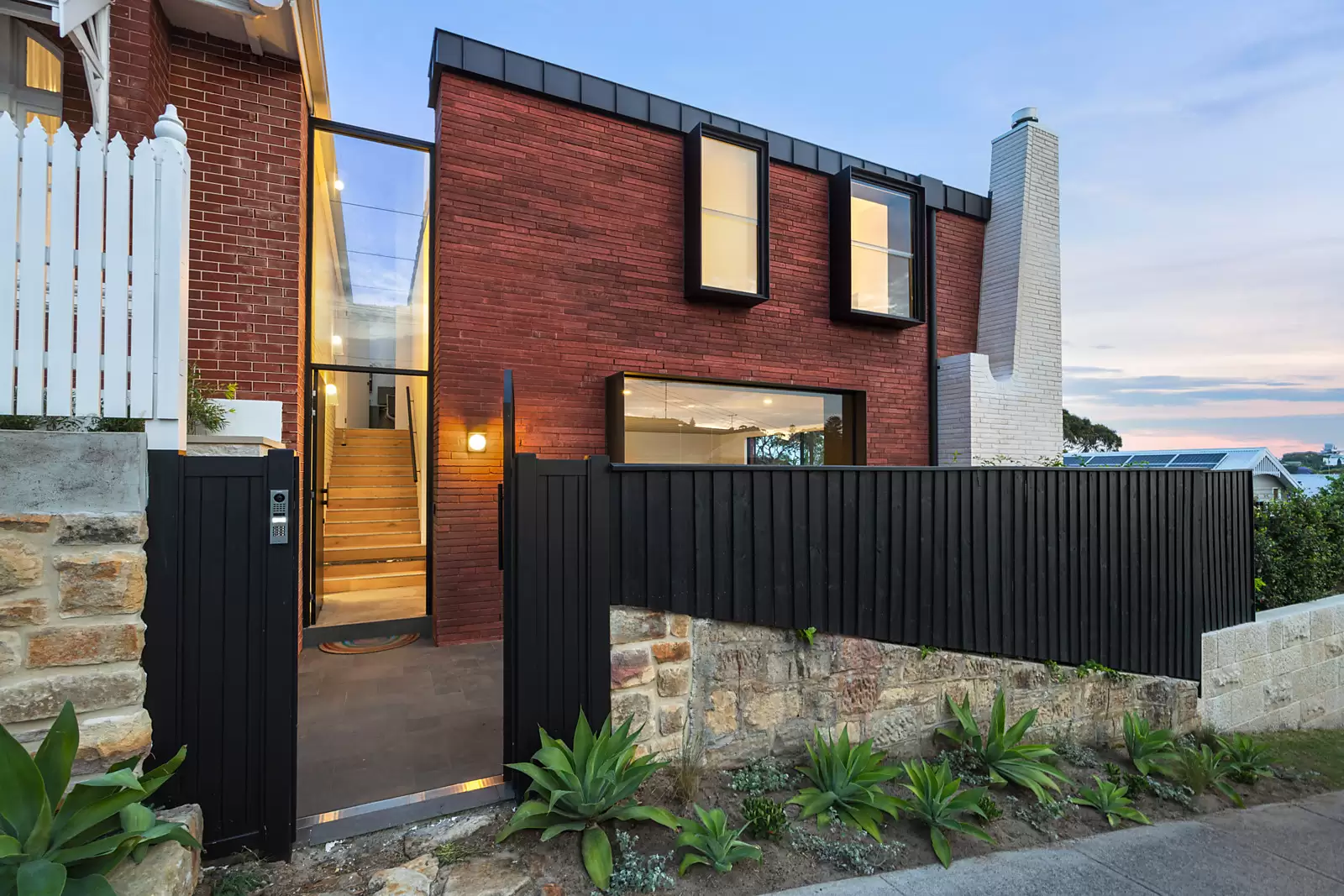 1 Belgrave Street, Bronte Sold by Sydney Sotheby's International Realty - image 7