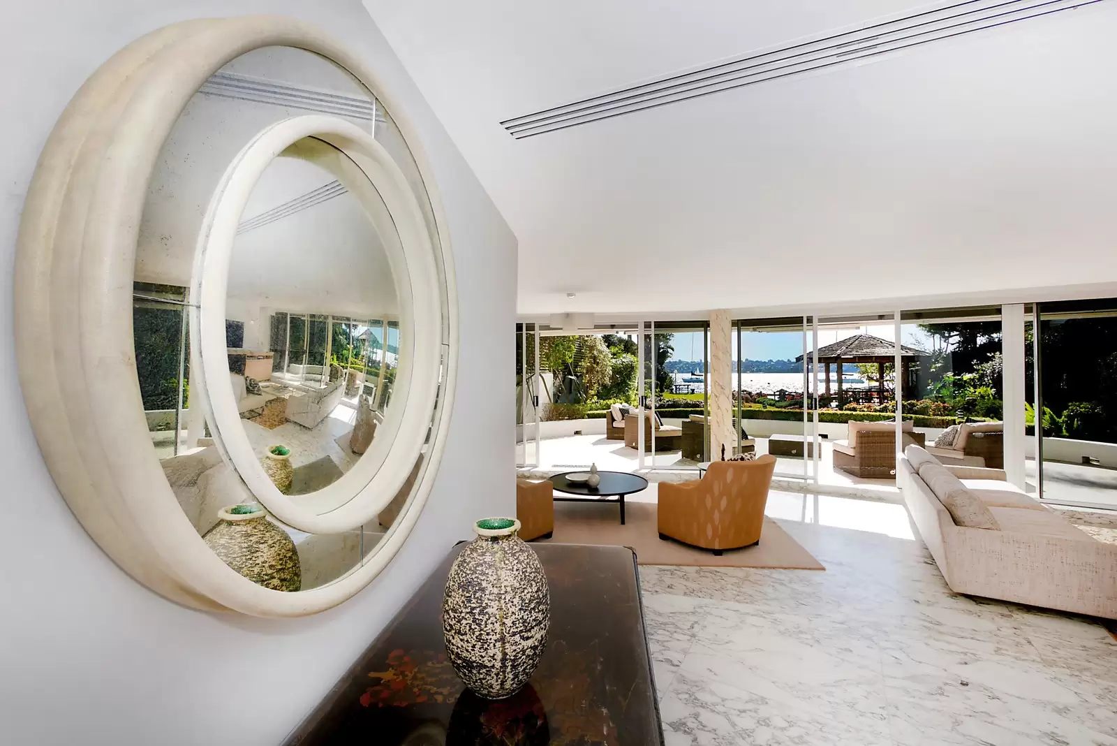 1/77-81 Yarranabbe Road, Darling Point Sold by Sydney Sotheby's International Realty - image 8