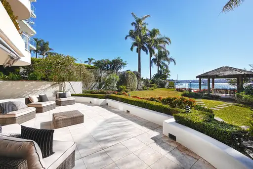 1/77-81 Yarranabbe Road, Darling Point Sold by Sydney Sotheby's International Realty