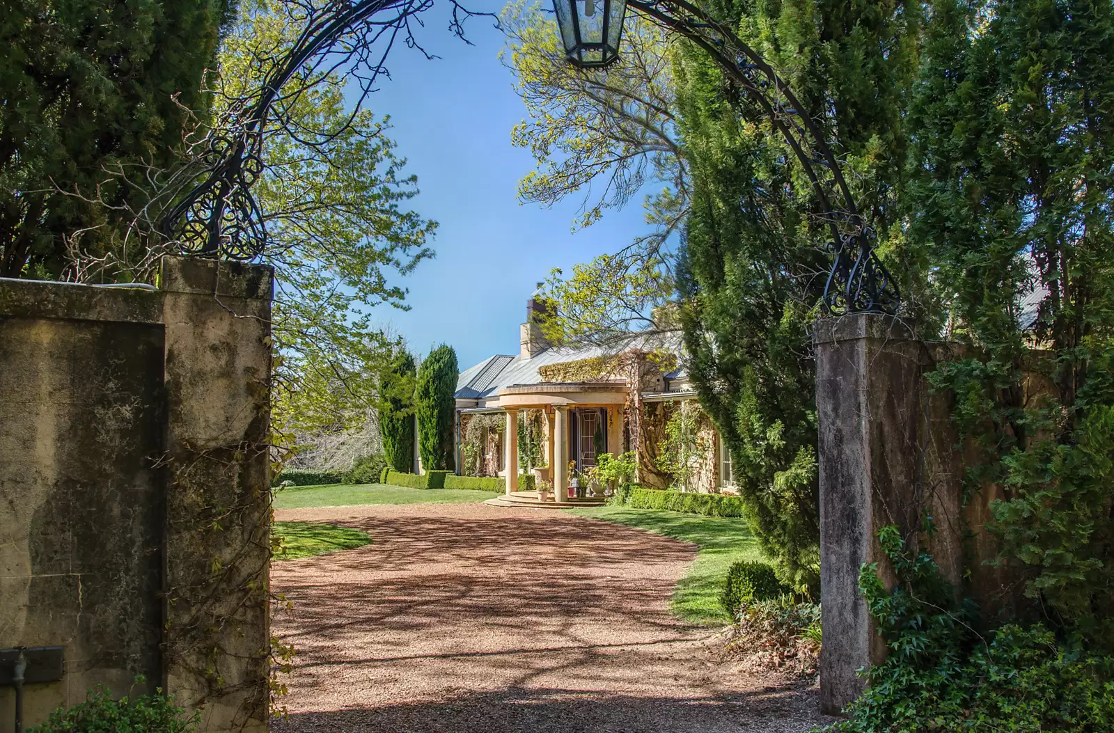 9 Wyndham Avenue, Mount Wilson For Sale by Sydney Sotheby's International Realty - image 2