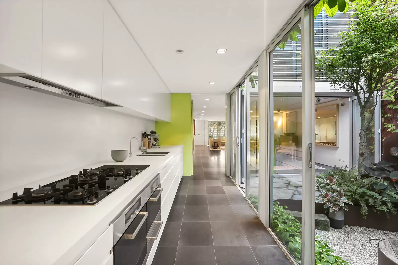 5 Roylston Street, Paddington Sold by Sydney Sotheby's International Realty - image 7