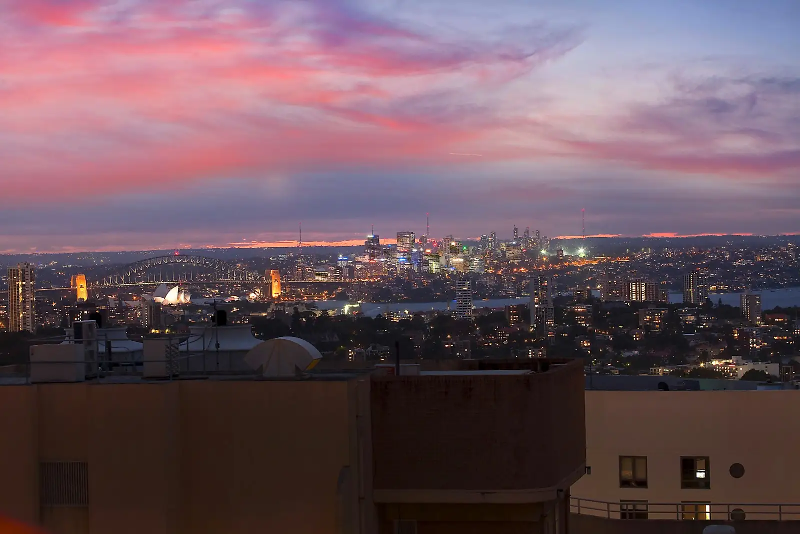 98/2A Hollywood Avenue 'The Oscar On Hollywood', Bondi Junction Leased by Sydney Sotheby's International Realty - image 1
