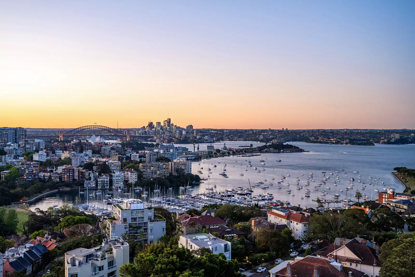 13A/3 Darling Point Road, Darling Point Leased by Sydney Sotheby's International Realty - image 2