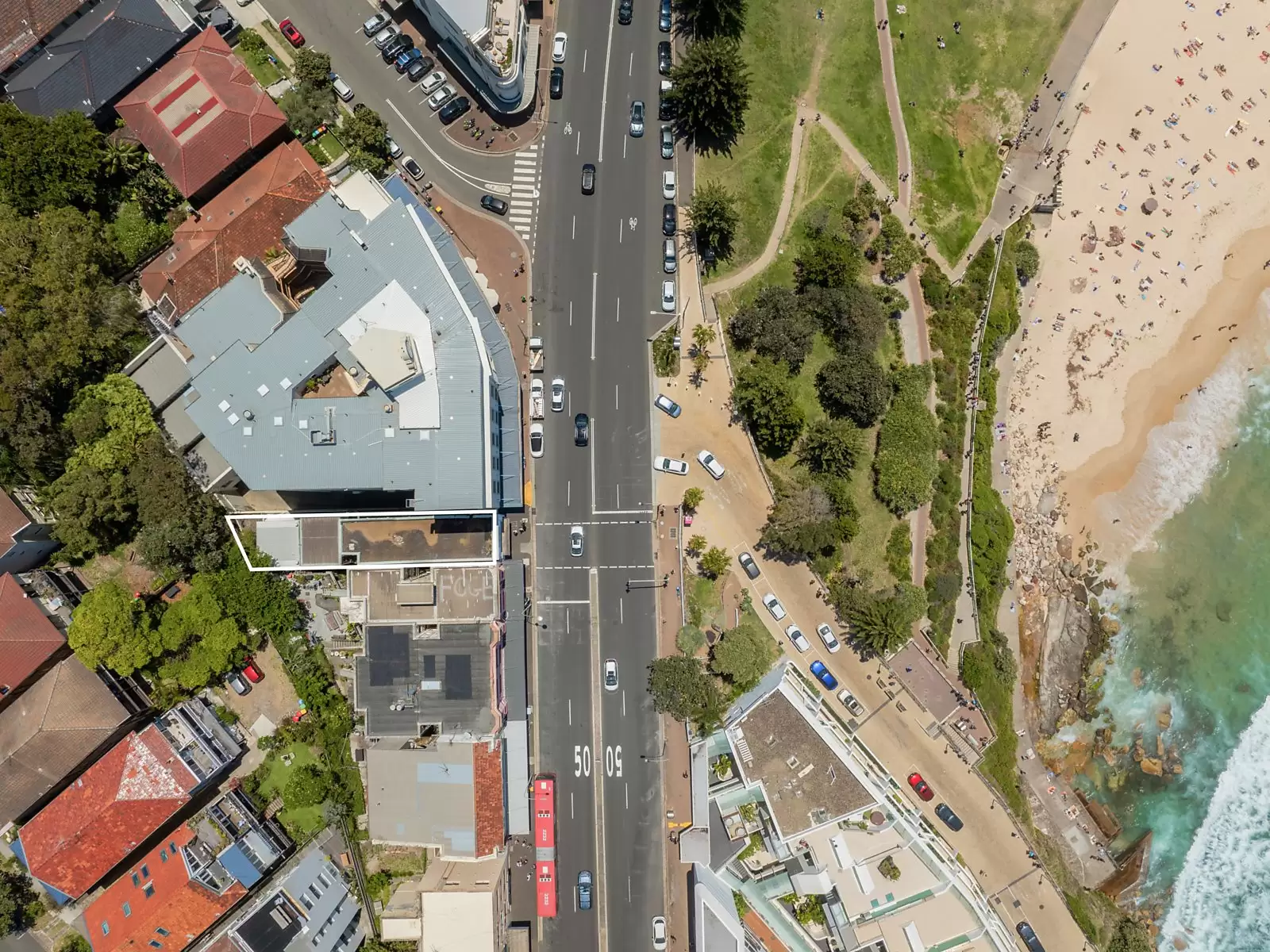32 Campbell Parade, Bondi Beach Sold by Sydney Sotheby's International Realty - image 9