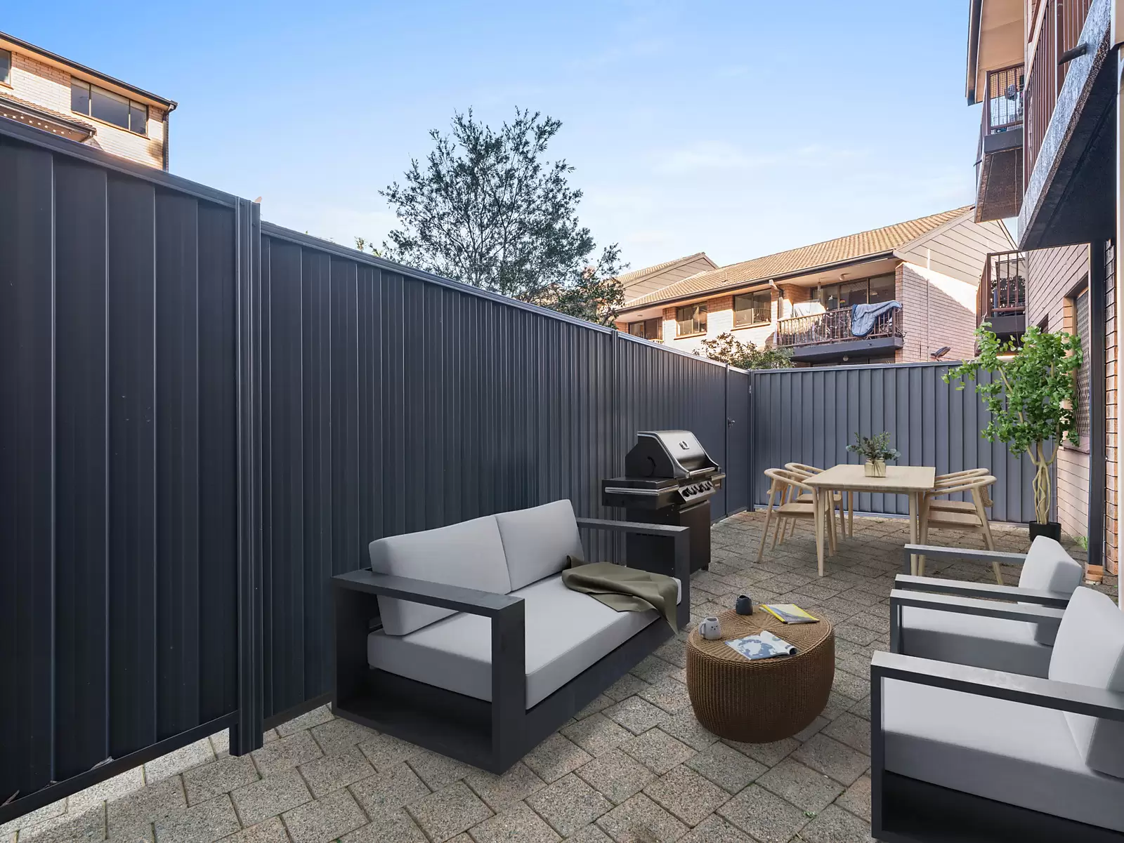 25/2 Goodlet Street, Surry Hills Sold by Sydney Sotheby's International Realty - image 2