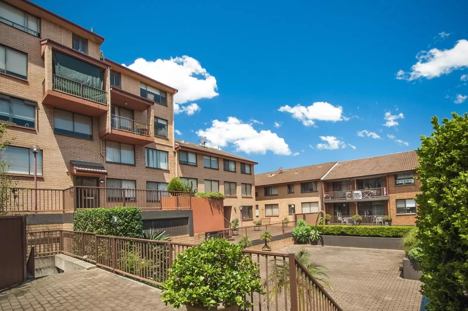 25/2 Goodlet Street, Surry Hills Sold by Sydney Sotheby's International Realty - image 7