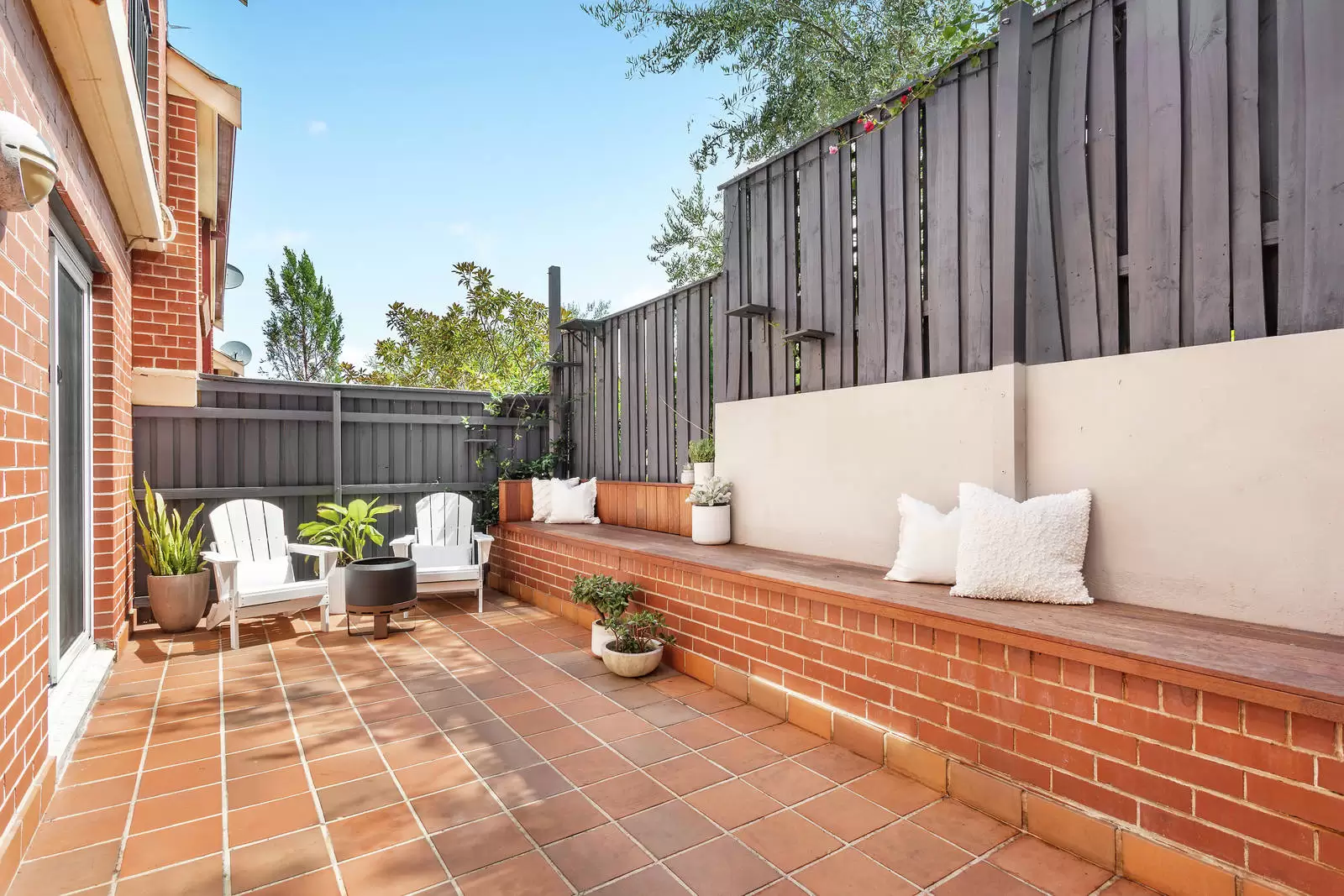 3/302 Alison Road, Coogee Sold by Sydney Sotheby's International Realty - image 1