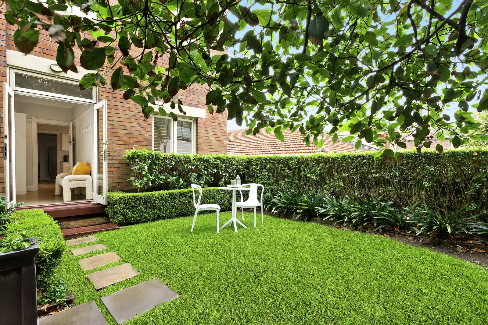 2/24 Marcel Avenue, Randwick Sold by Sydney Sotheby's International Realty - image 2
