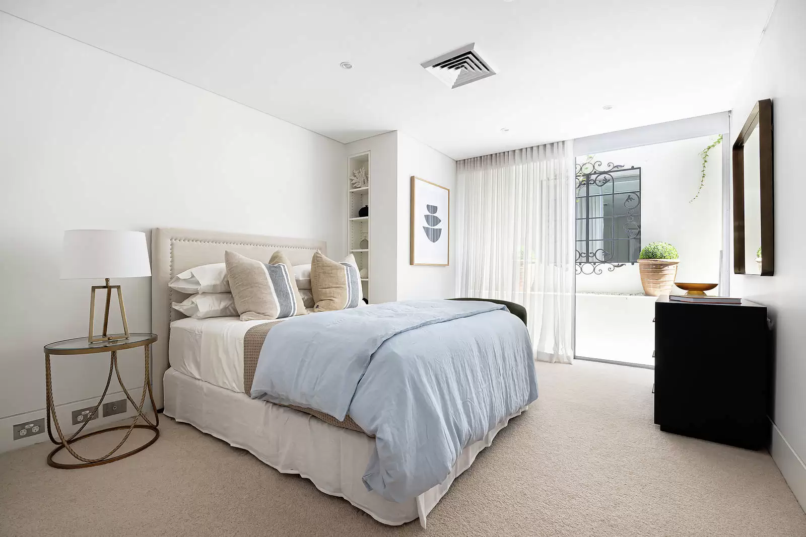 1/10 Yarranabbe Road, Darling Point Leased by Sydney Sotheby's International Realty - image 10