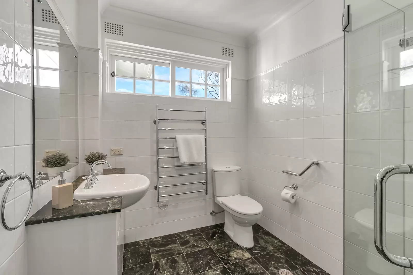 40 Coolong Road, Vaucluse Sold by Sydney Sotheby's International Realty - image 18