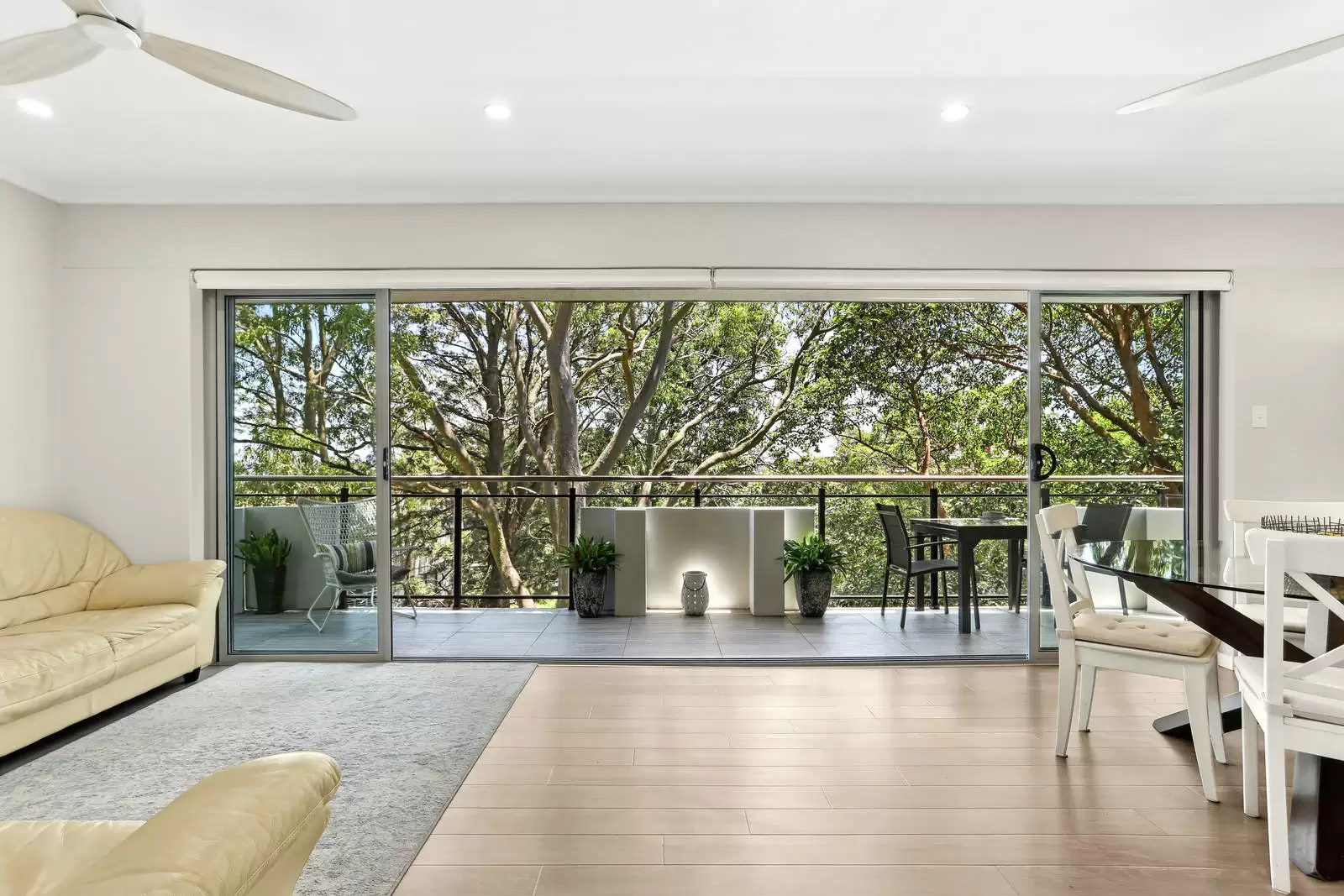 4/1 Frances Street, Randwick Sold by Sydney Sotheby's International Realty - image 2