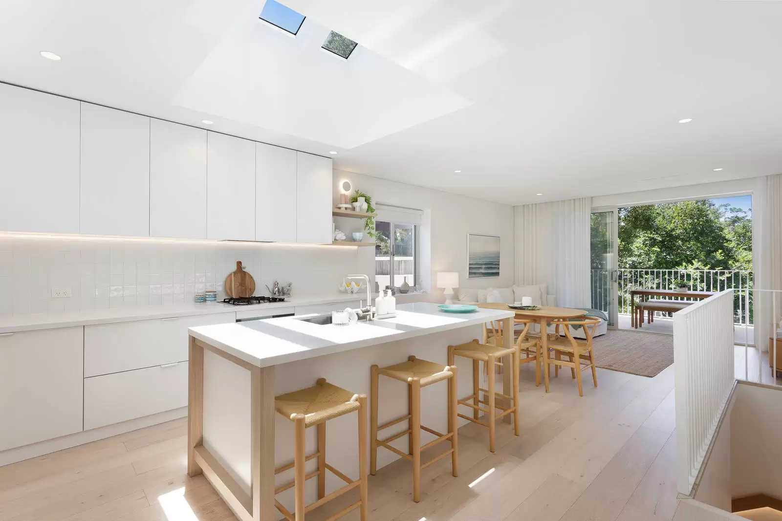 11 Frederick Street, Coogee Sold by Sydney Sotheby's International Realty - image 3