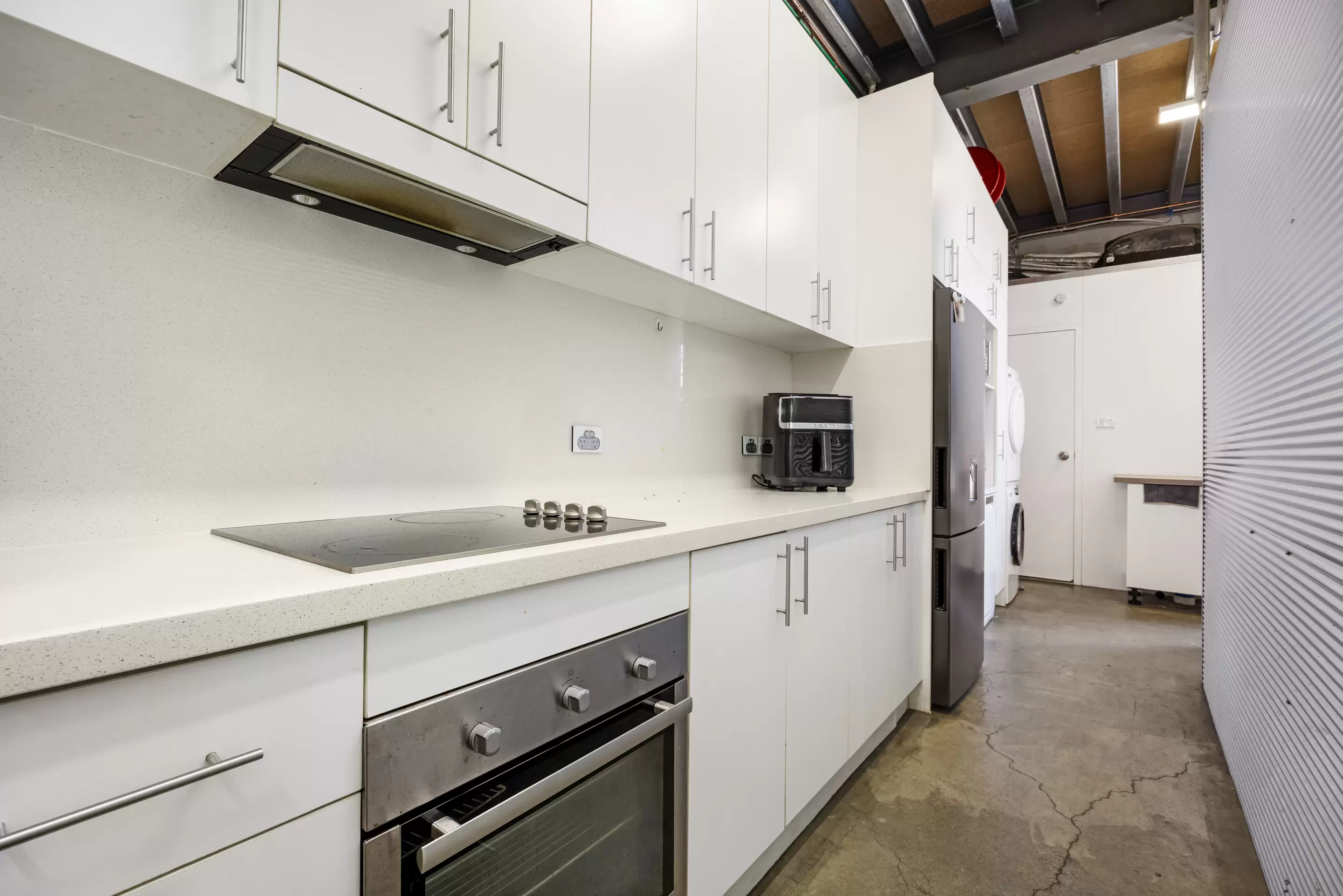 5/10 Meadow Way, Banksmeadow Sold by Sydney Sotheby's International Realty - image 3