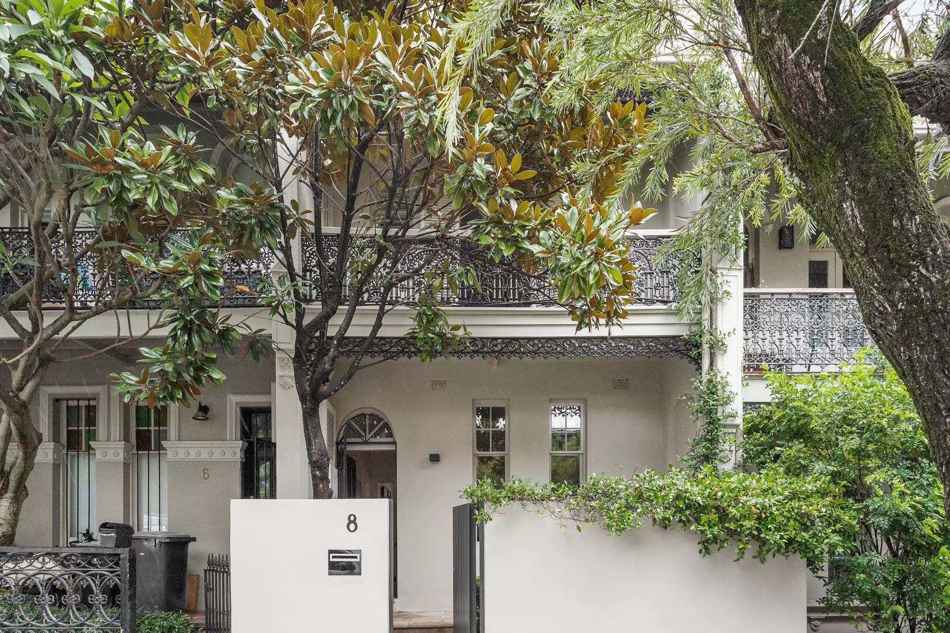 8 Alma Street, Paddington Sold by Sydney Sotheby's International Realty - image 1