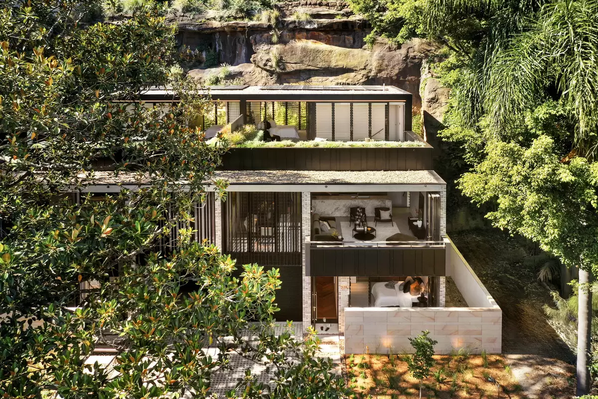 37A Edward Street, Woollahra Sold by Sydney Sotheby's International Realty - image 1