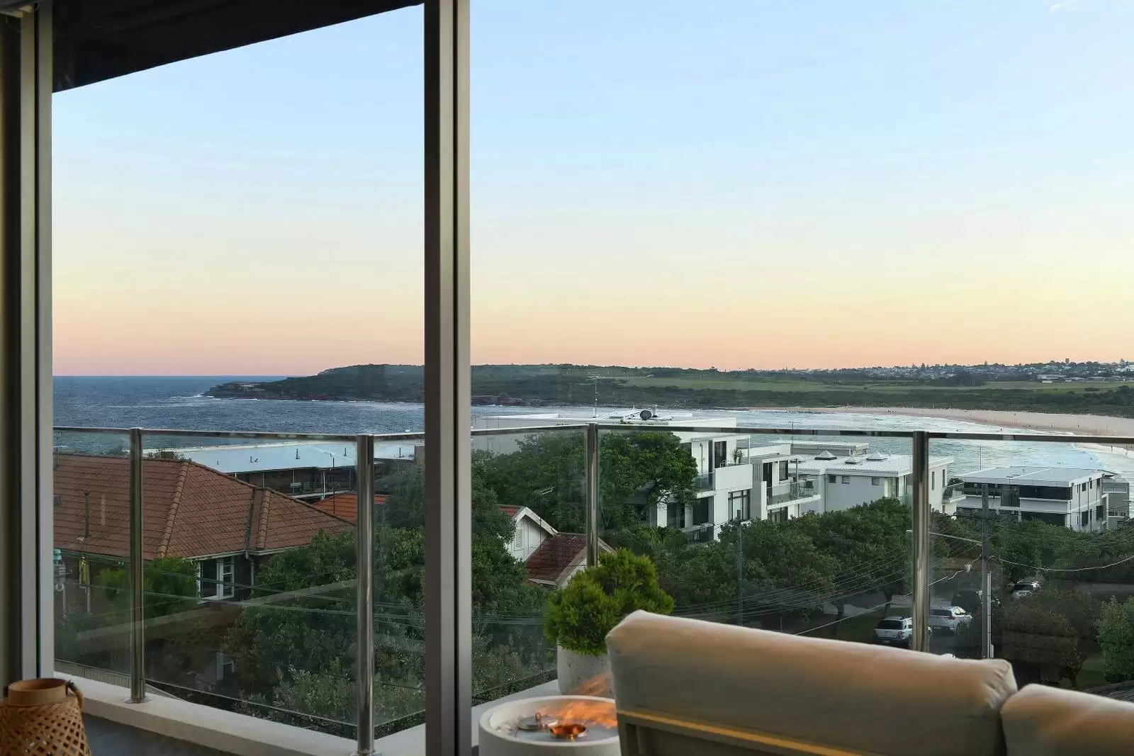 2A Beaumond Avenue, Maroubra Sold by Sydney Sotheby's International Realty - image 2