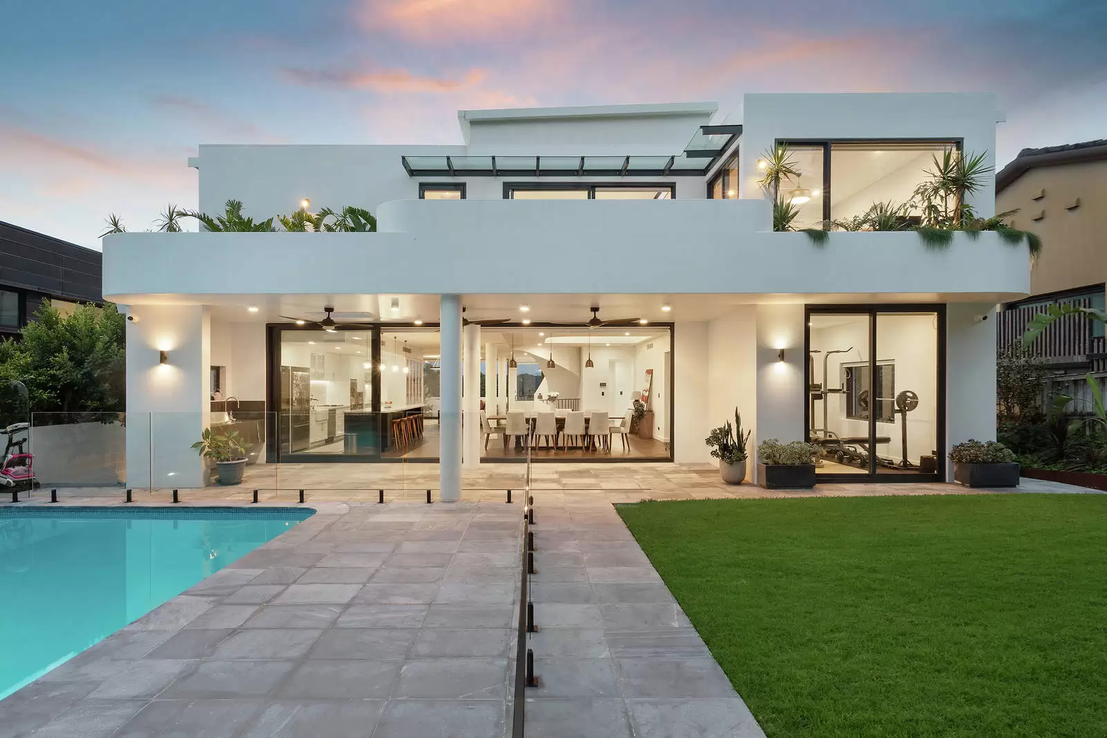 7 Burrabirra Avenue, Vaucluse Sold by Sydney Sotheby's International Realty - image 1