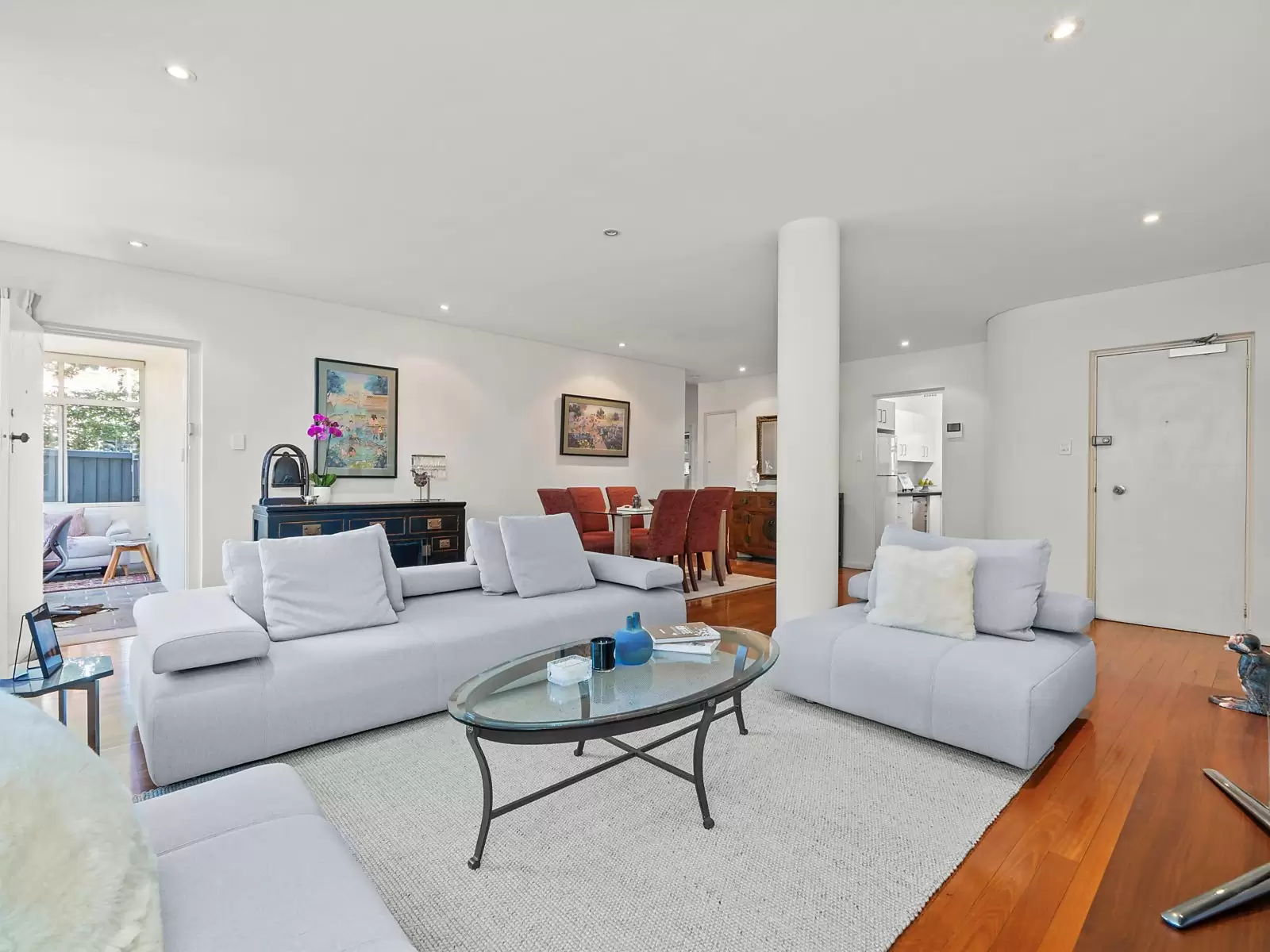 1/26A Darling Point Road, Darling Point Sold by Sydney Sotheby's International Realty - image 3