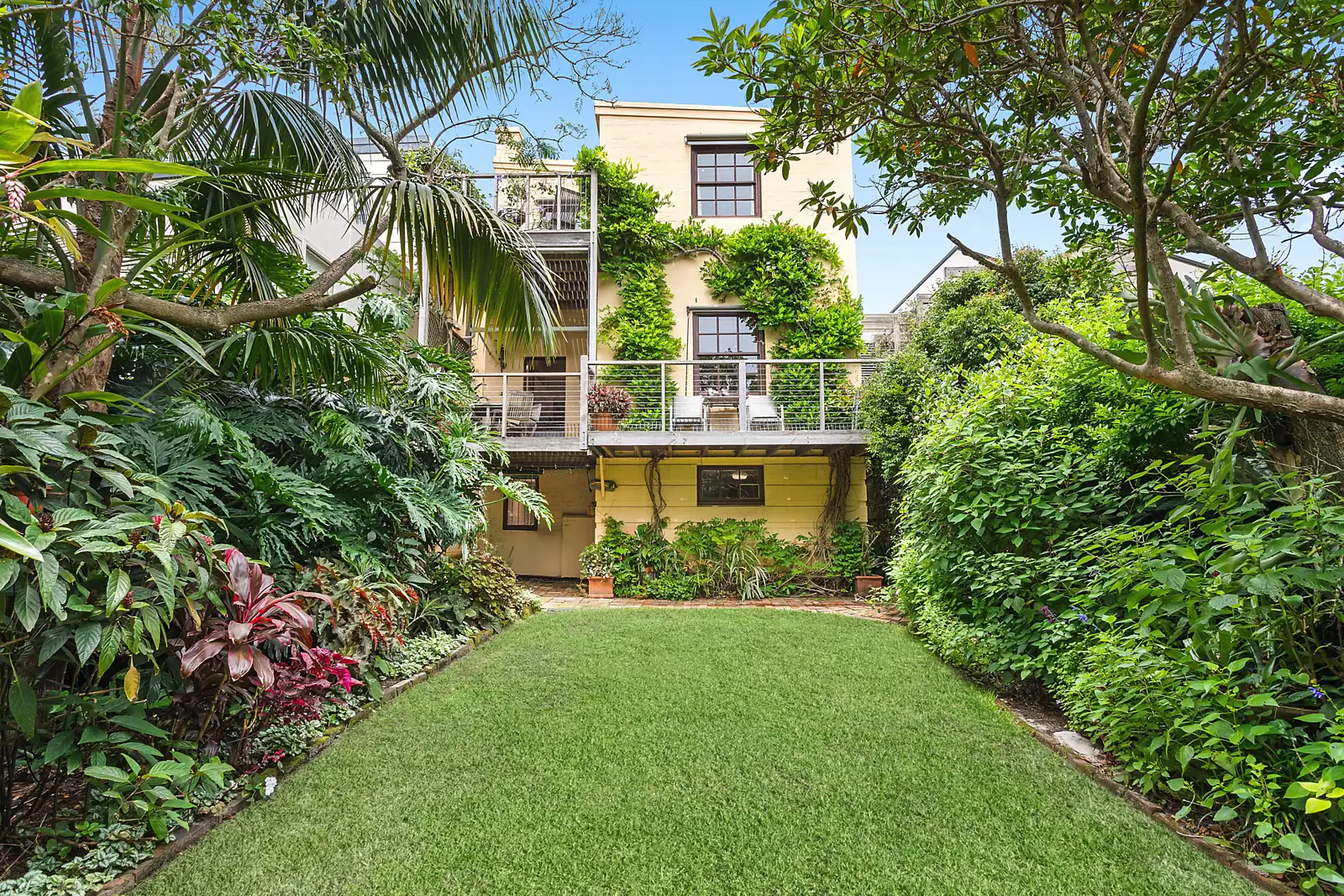 23 Leichhardt Street, Waverley Sold by Sydney Sotheby's International Realty - image 1