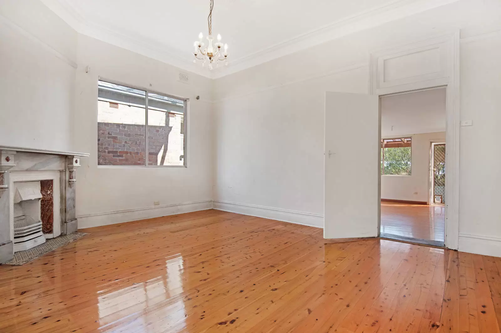 10 Arthur Street, Forest Lodge Sold by Sydney Sotheby's International Realty - image 3