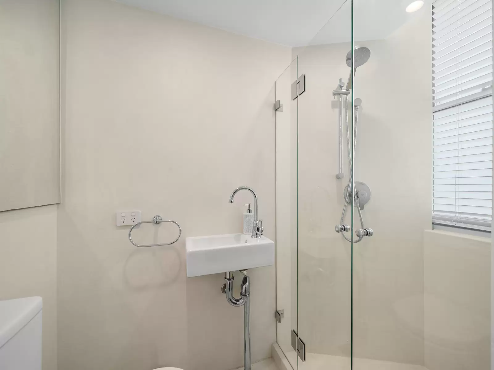 8/16-18 Eastbourne Road, Darling Point Sold by Sydney Sotheby's International Realty - image 17