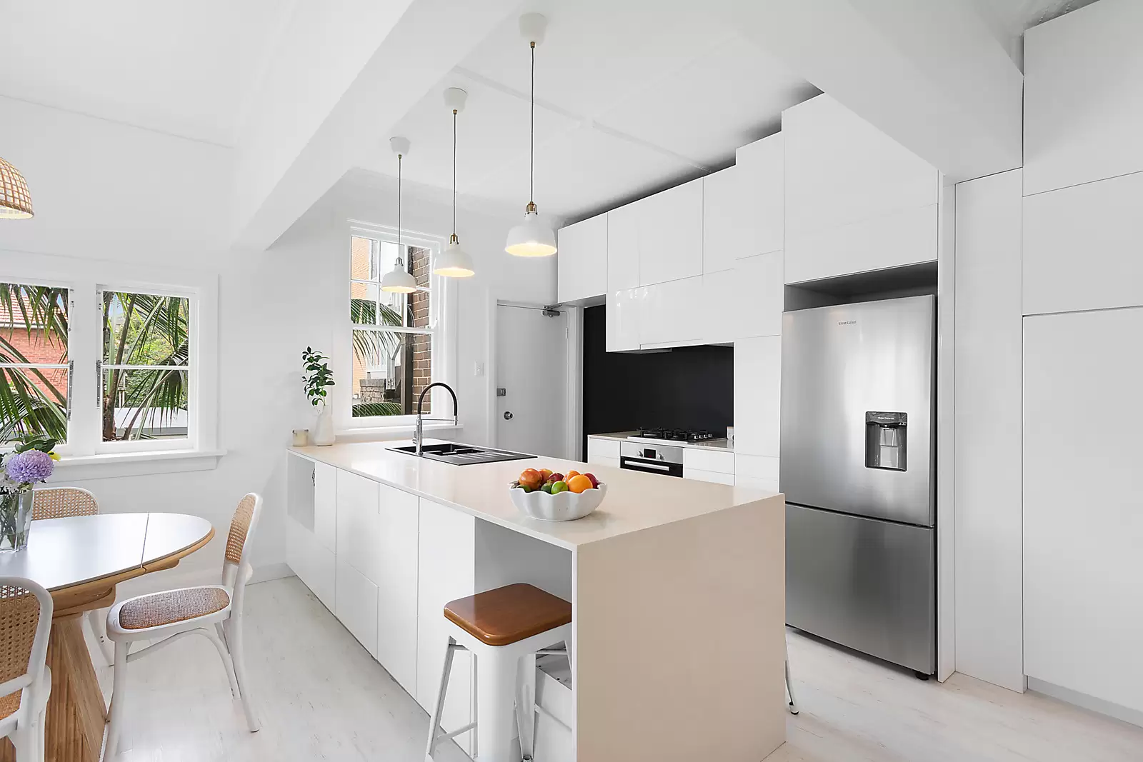 3/74 Dolphin Street, Coogee Sold by Sydney Sotheby's International Realty - image 4