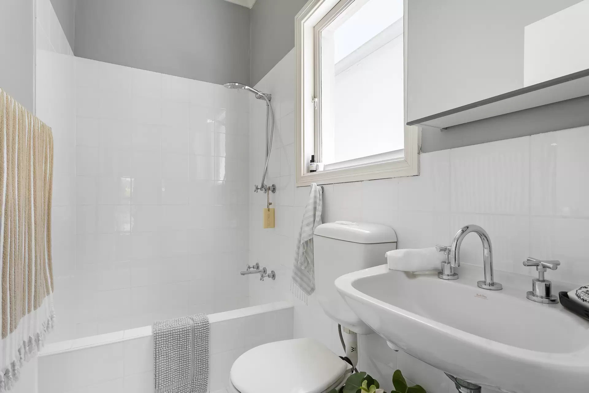 44 Womerah Avenue, Darlinghurst Sold by Sydney Sotheby's International Realty - image 1