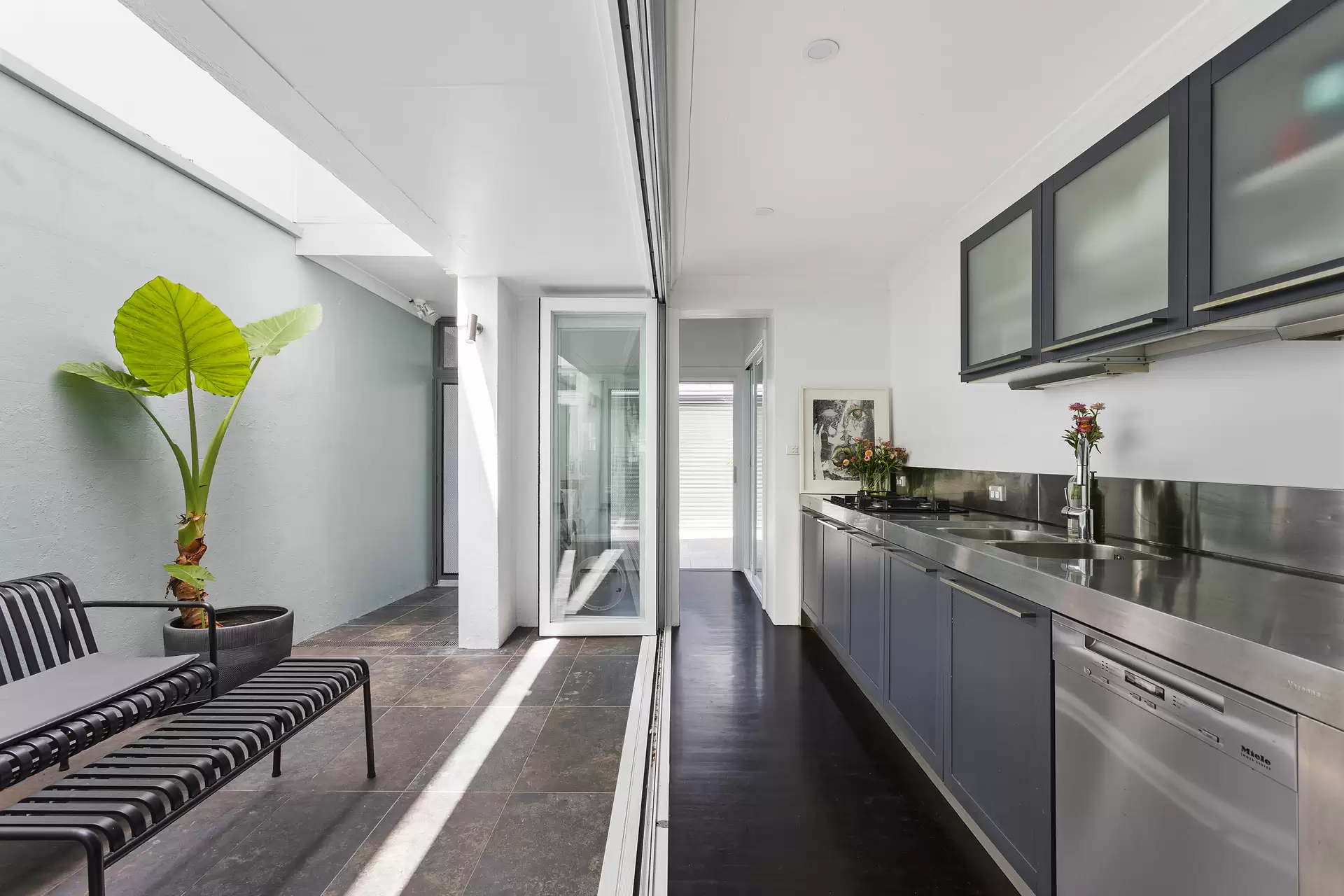 44 Womerah Avenue, Darlinghurst Sold by Sydney Sotheby's International Realty - image 1