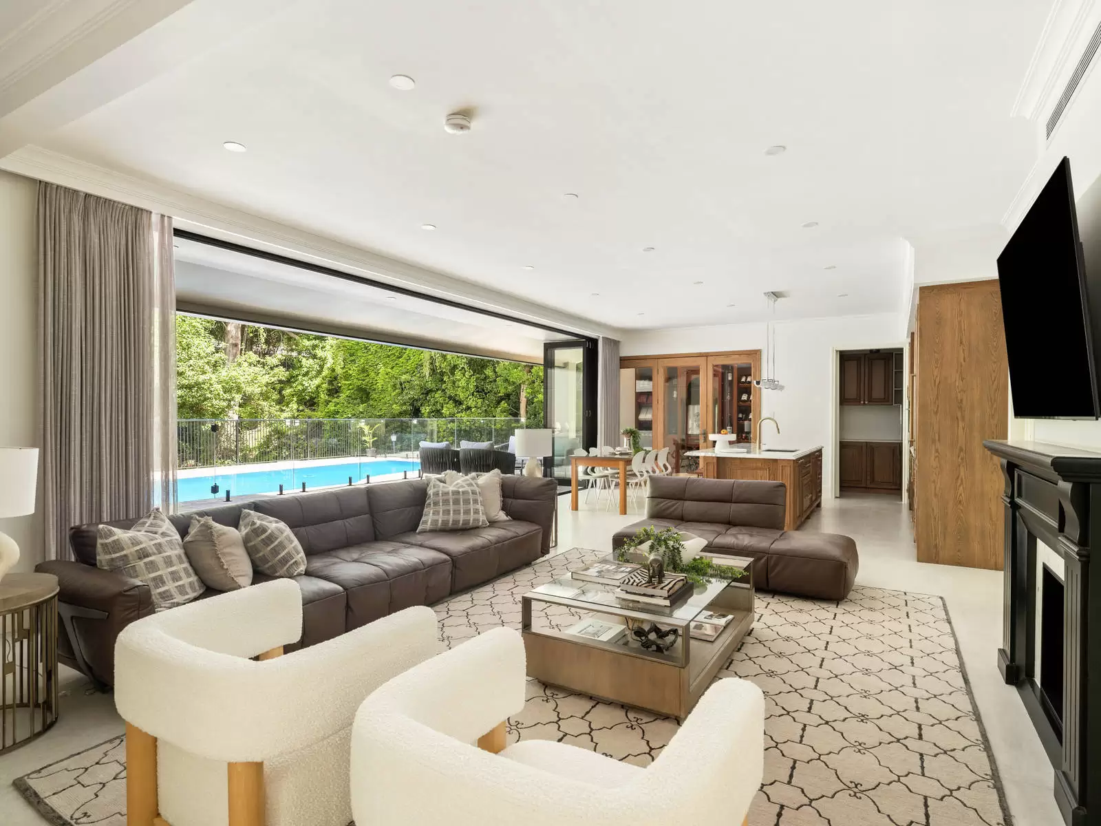 5 Wattle Street, Killara Sold by Sydney Sotheby's International Realty - image 2