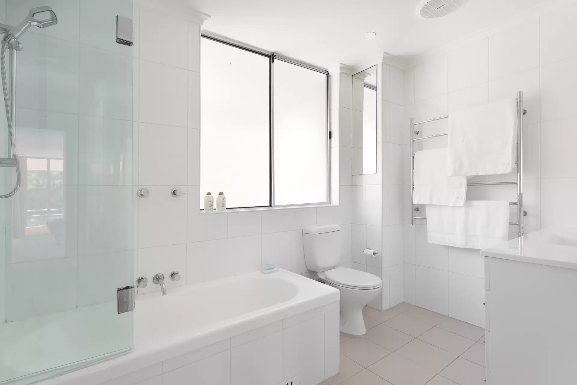 23/400 Glenmore Road, Paddington Sold by Sydney Sotheby's International Realty - image 1