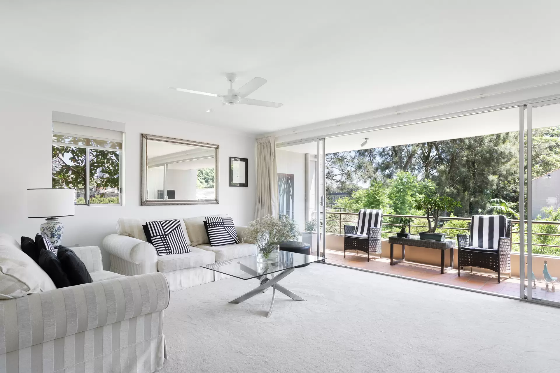 23/400 Glenmore Road, Paddington Sold by Sydney Sotheby's International Realty - image 1