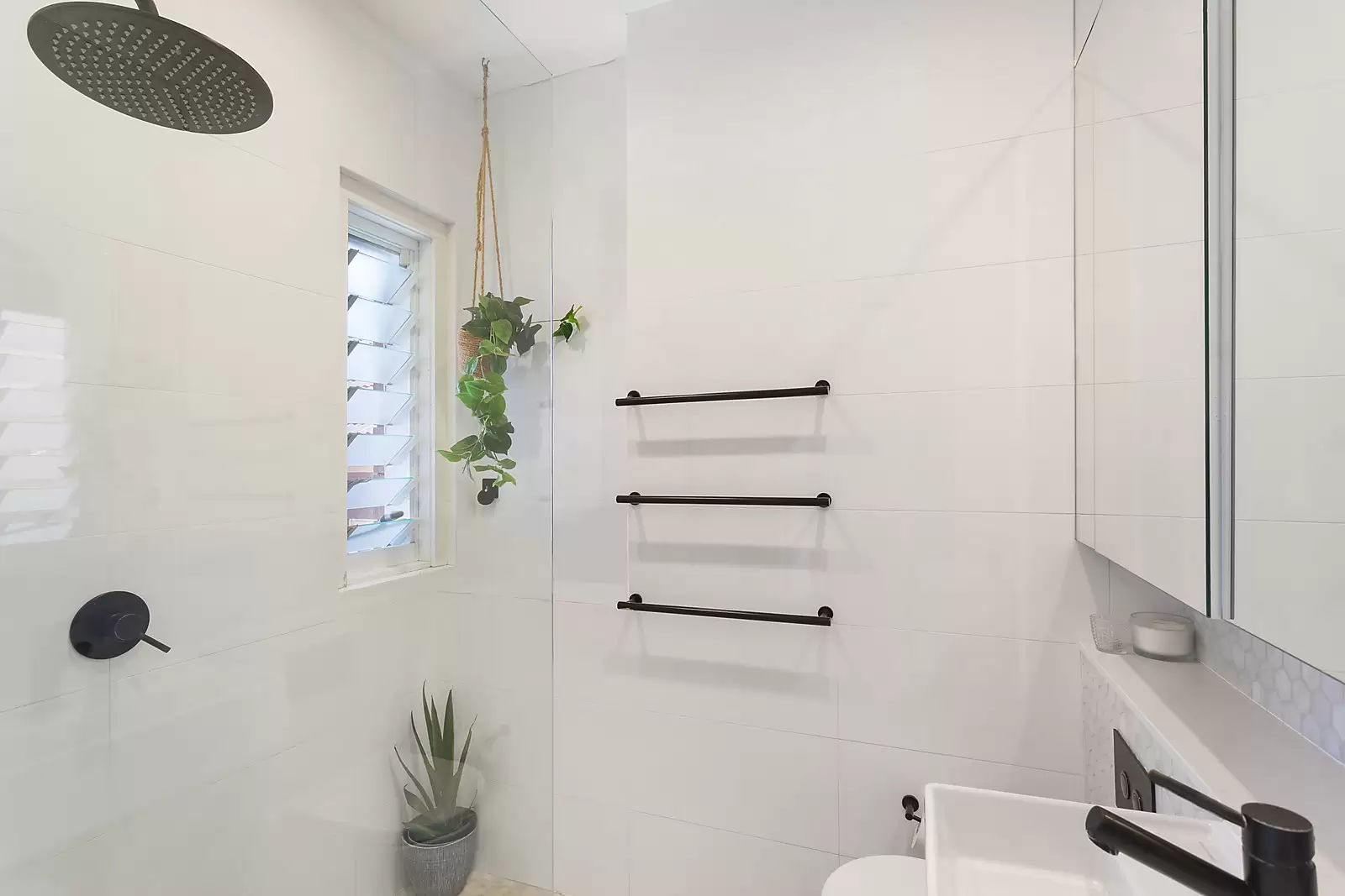 11/38a Flood Street, Bondi Sold by Sydney Sotheby's International Realty - image 6