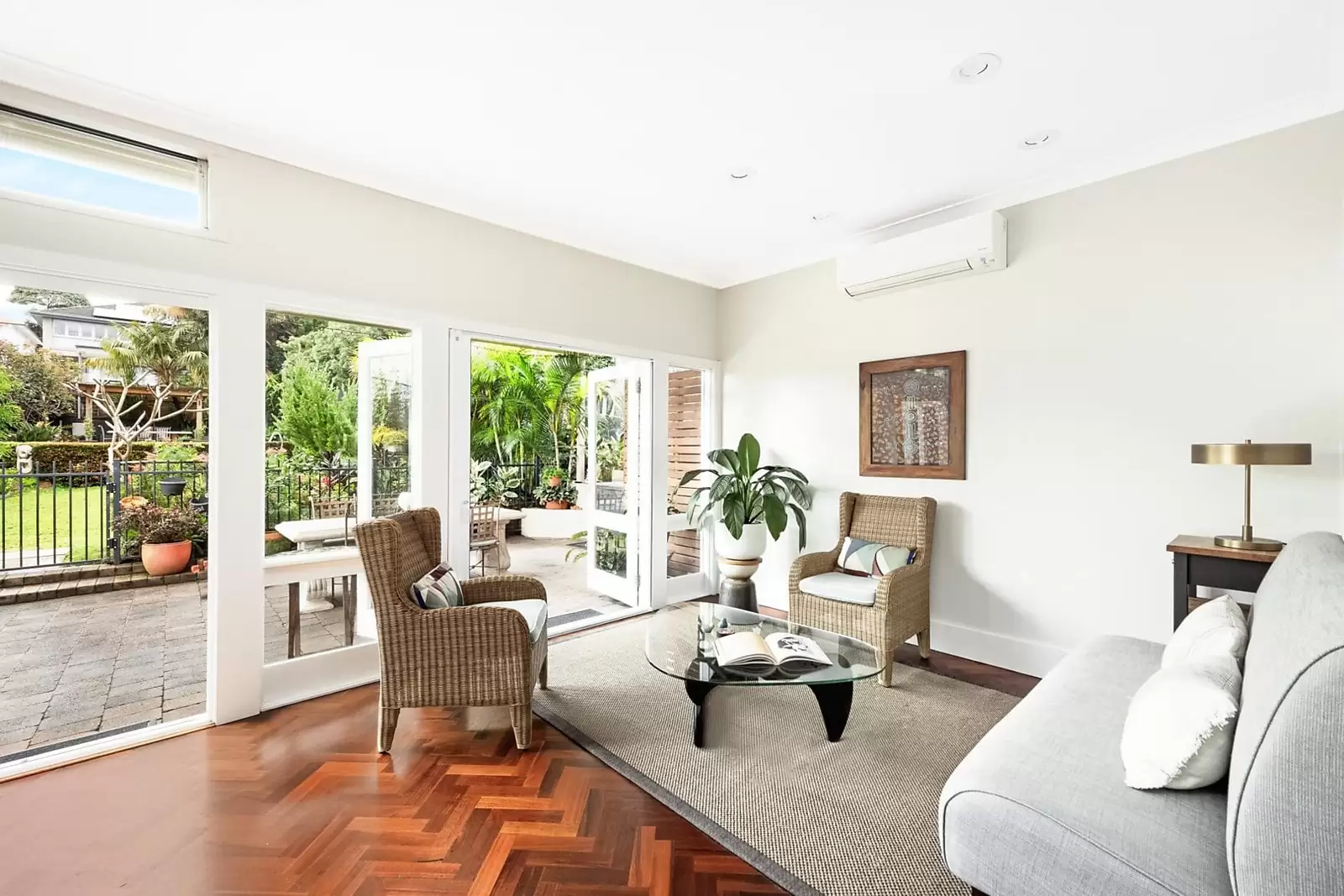 33 Dans Avenue, Coogee Sold by Sydney Sotheby's International Realty - image 4