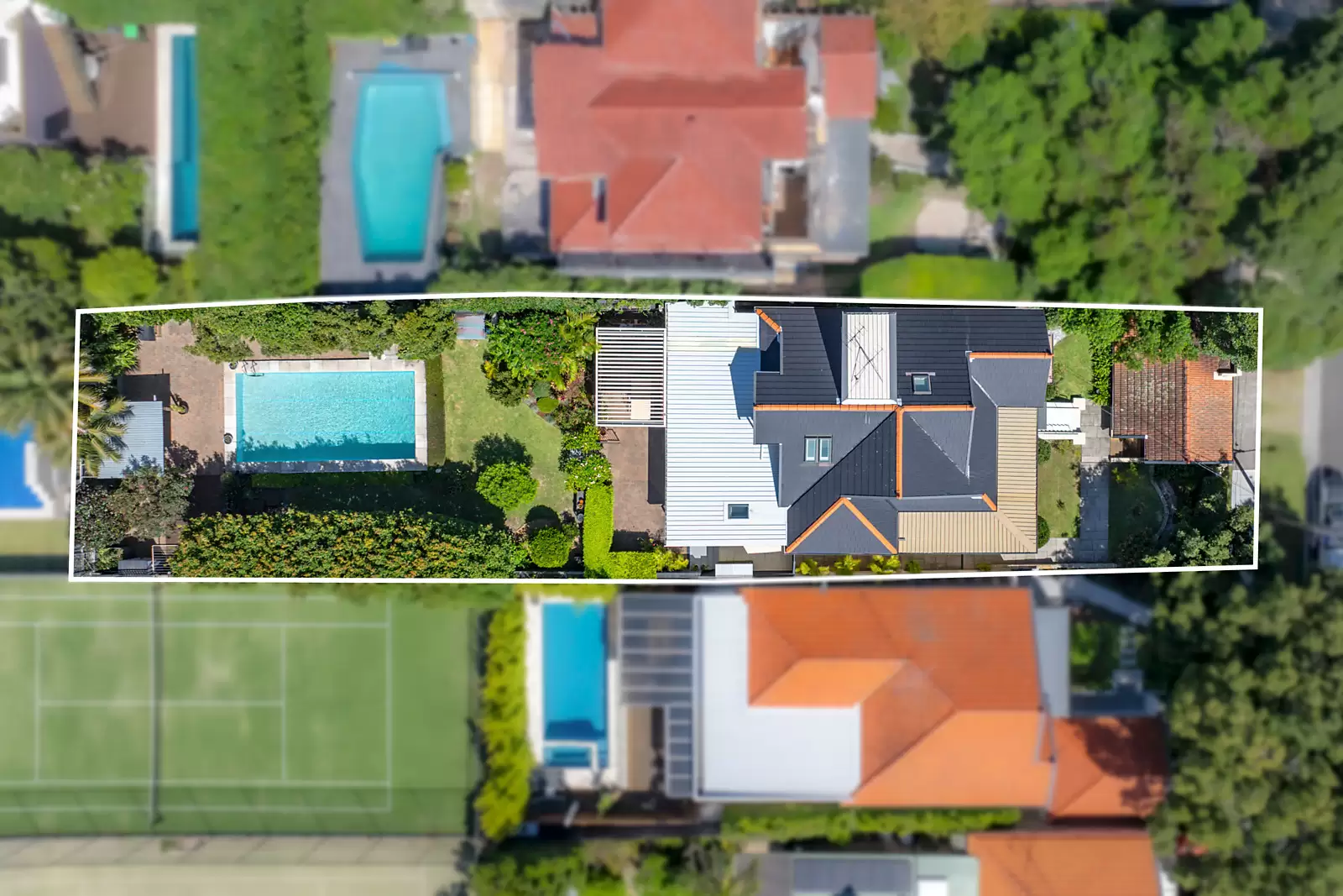33 Dans Avenue, Coogee Sold by Sydney Sotheby's International Realty - image 1