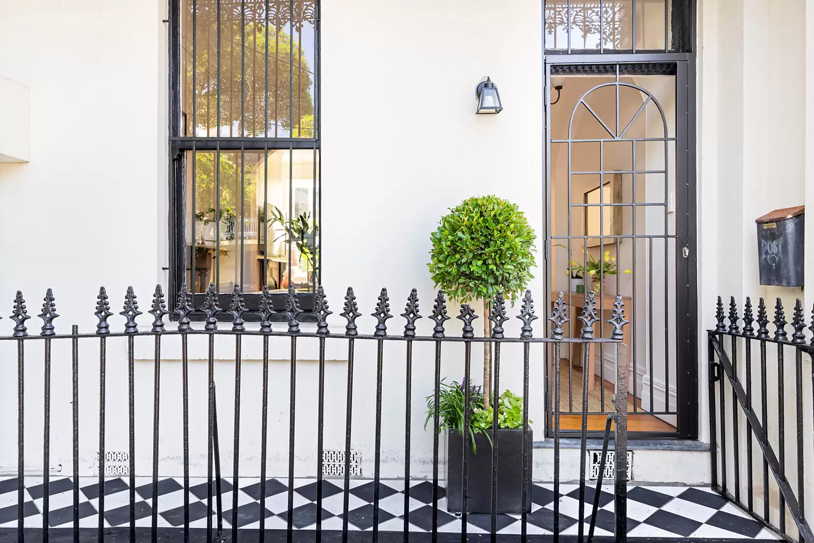 35 Hopewell Street, Paddington Sold by Sydney Sotheby's International Realty - image 1