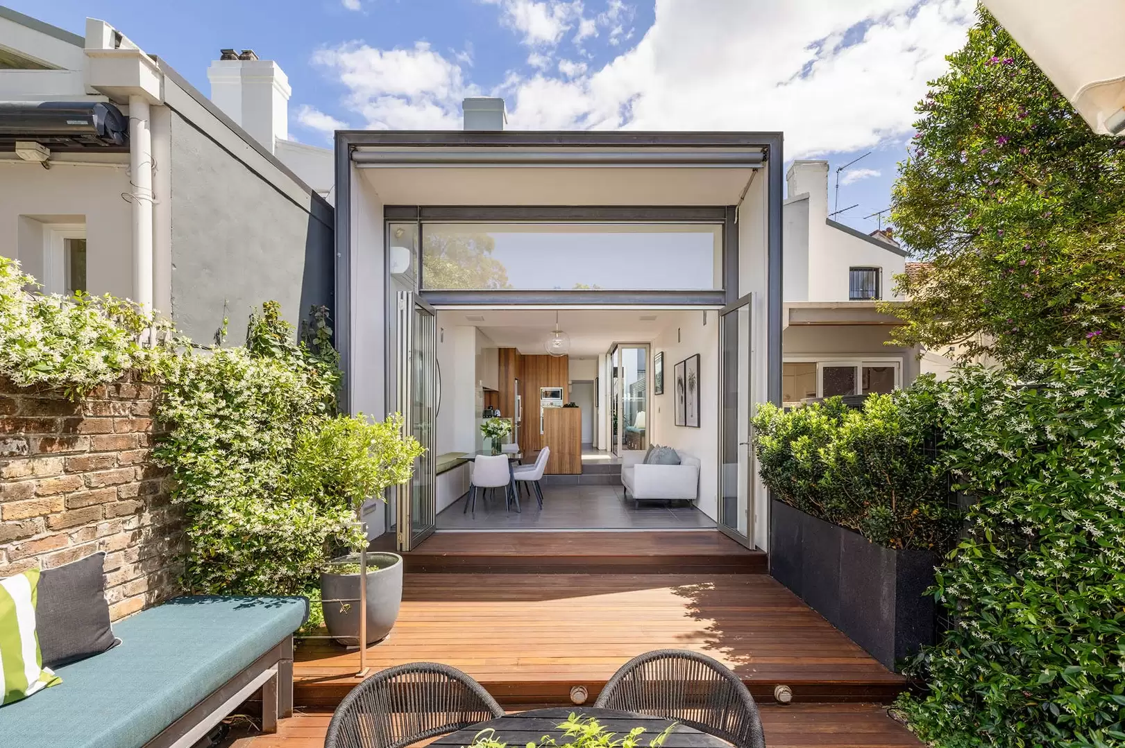 12 Queen Road, Paddington Sold by Sydney Sotheby's International Realty - image 1