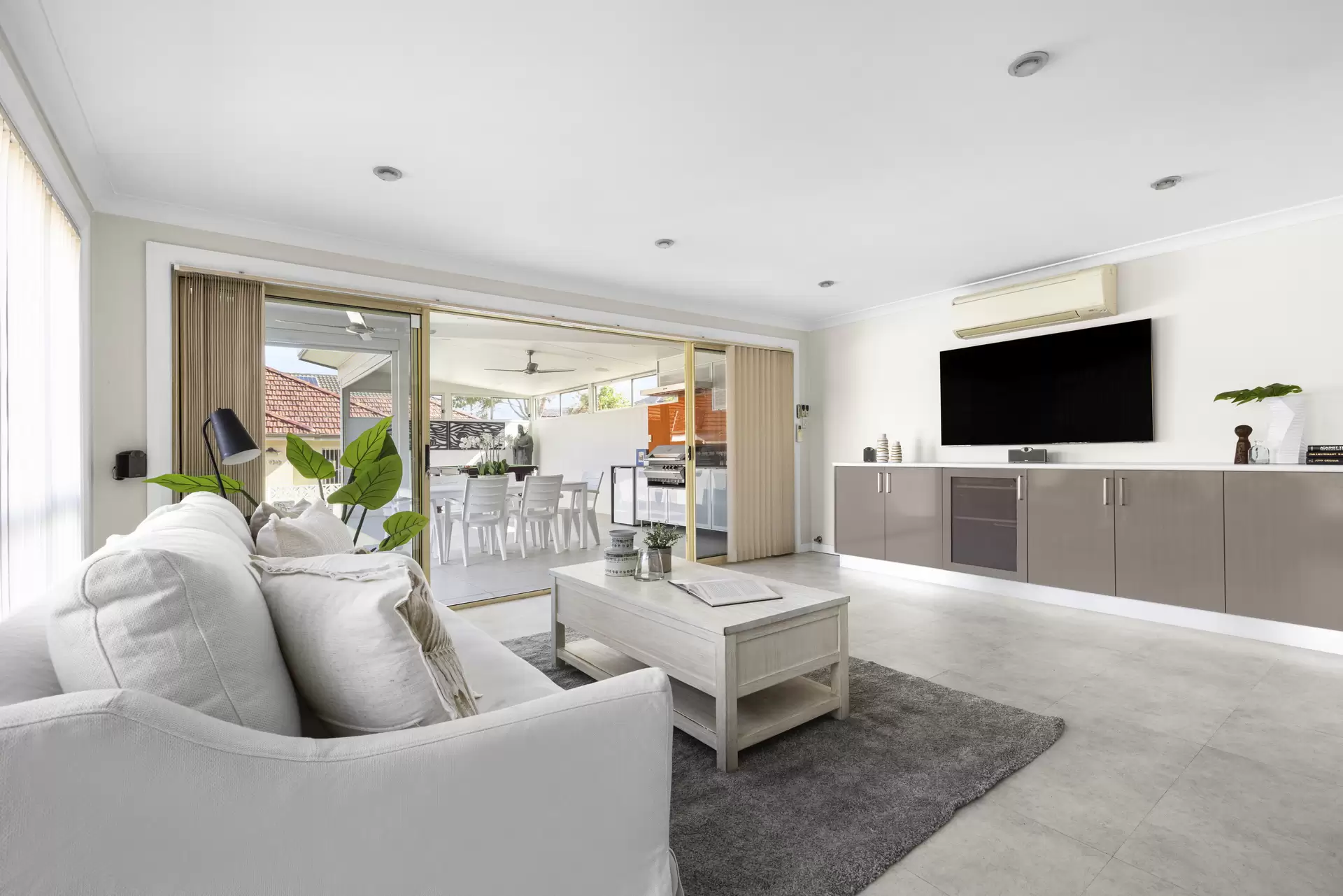 31 Chichester Street, Maroubra Sold by Sydney Sotheby's International Realty - image 1