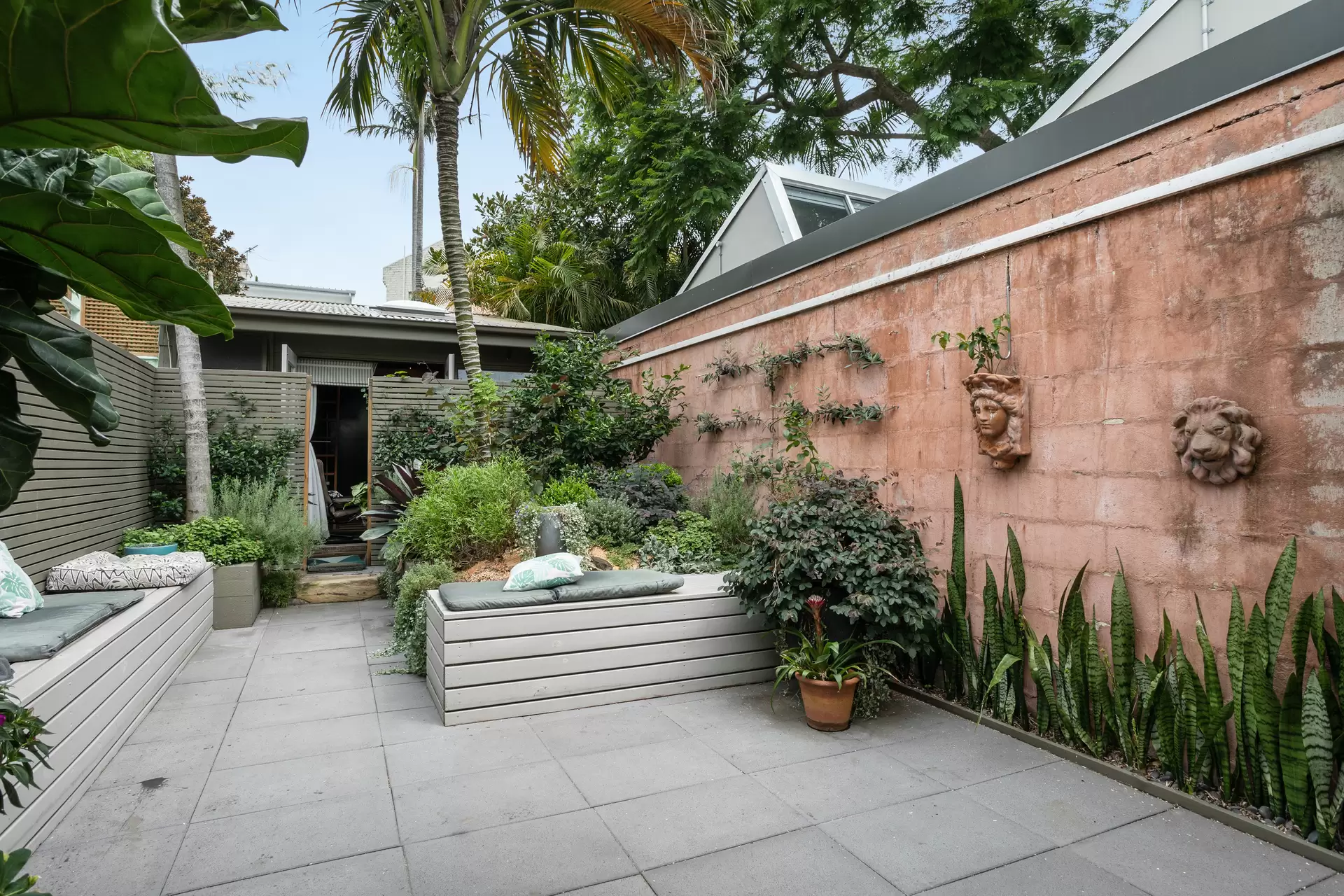 15 John Street, Woollahra Sold by Sydney Sotheby's International Realty - image 1