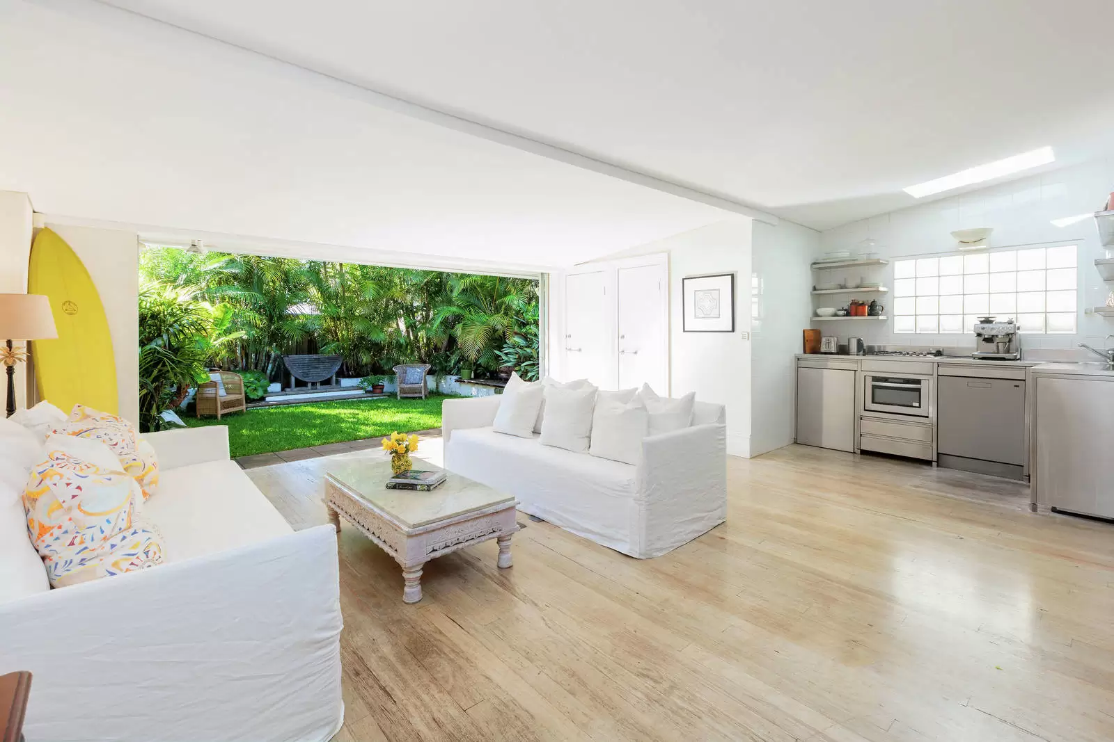 21 Chambers Avenue, Bondi Beach Sold by Sydney Sotheby's International Realty - image 2