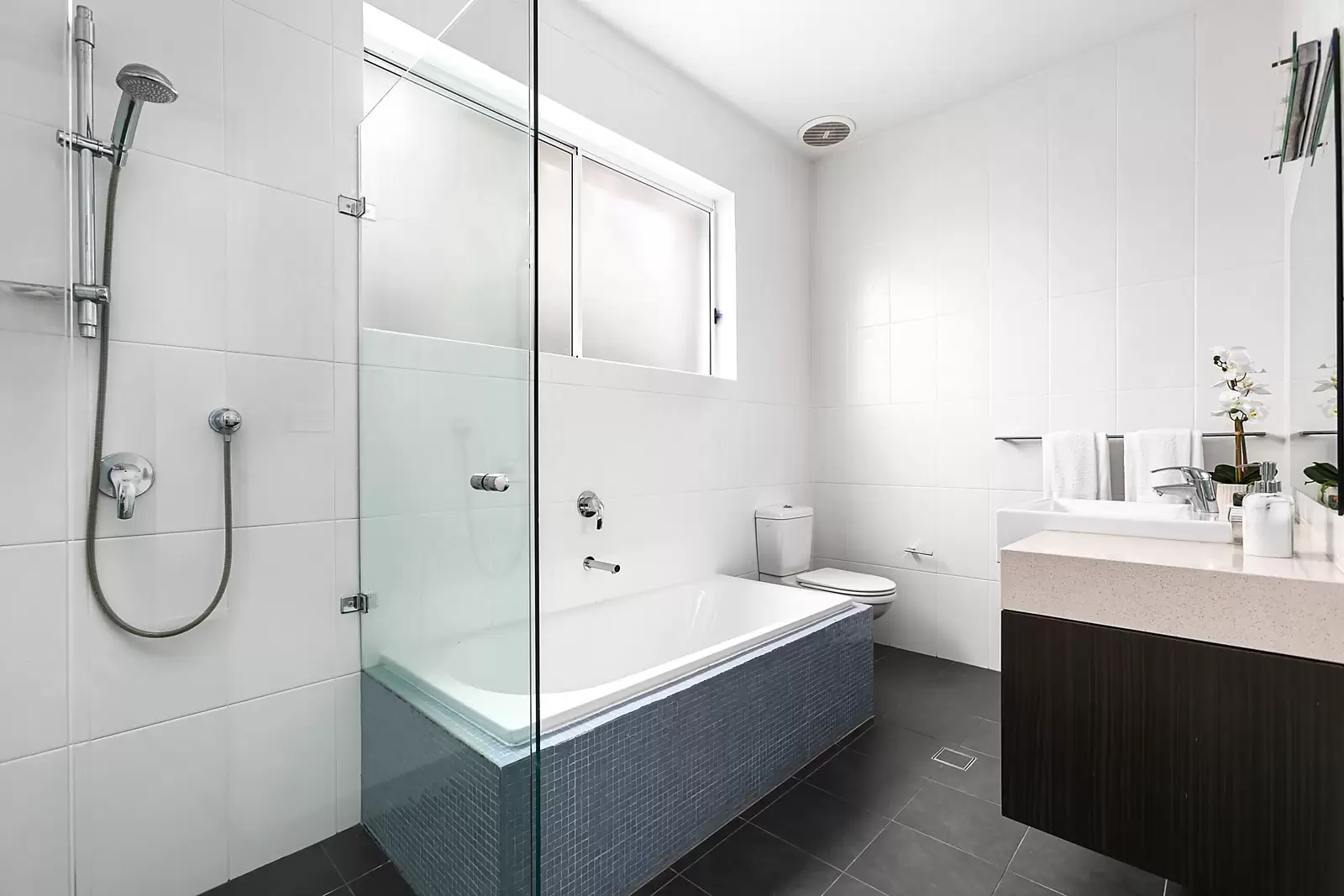 156 Brook Street, Coogee Sold by Sydney Sotheby's International Realty - image 15