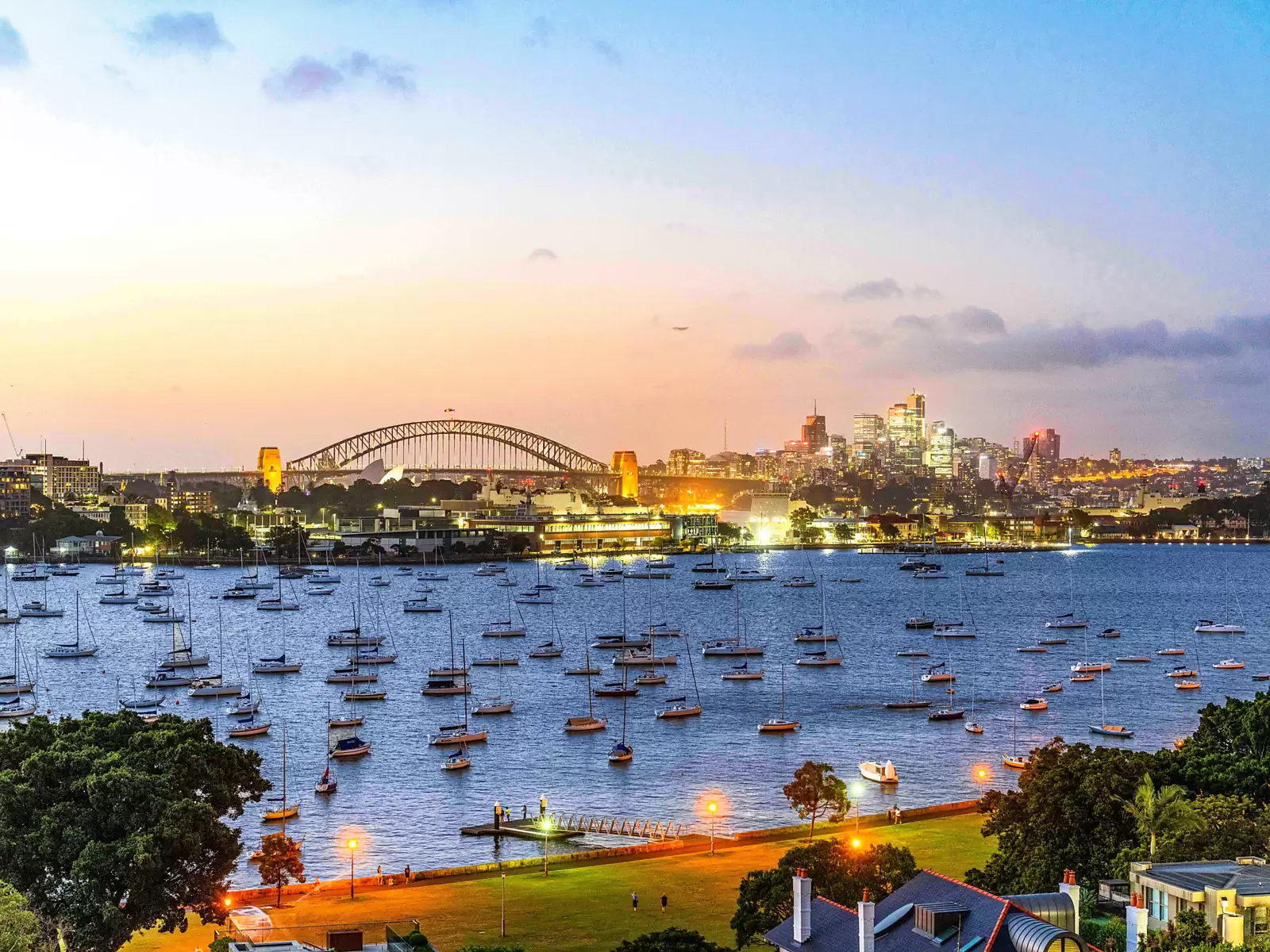 24/11 Yarranabbe Road, Darling Point Sold by Sydney Sotheby's International Realty - image 1