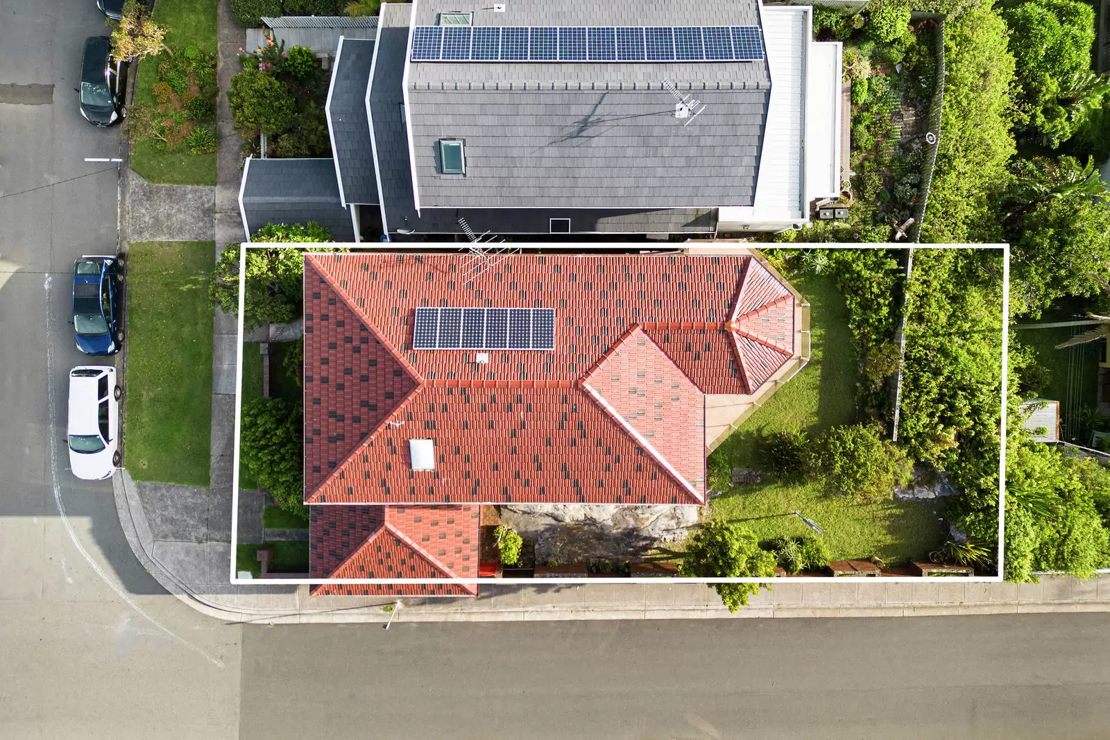 8 Pembroke Street, Bronte Sold by Sydney Sotheby's International Realty - image 10