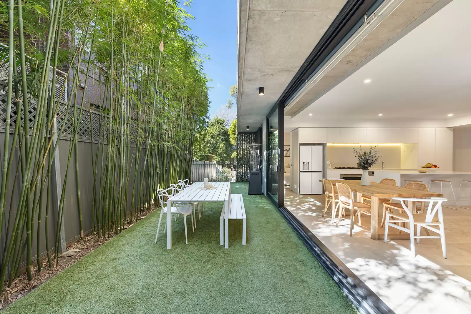 6/97 Carrington Road, Coogee Sold by Sydney Sotheby's International Realty - image 1