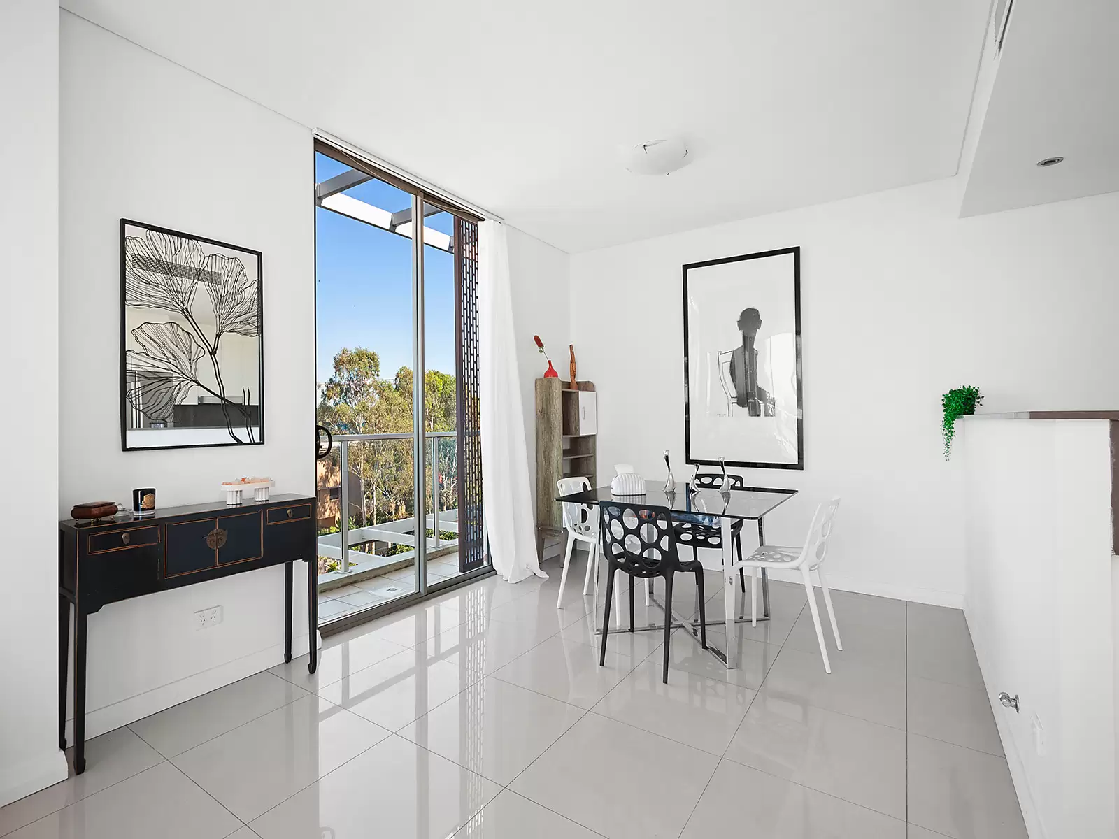 Unit A503/22-24 Rhodes Street, Hillsdale Sold by Sydney Sotheby's International Realty - image 4