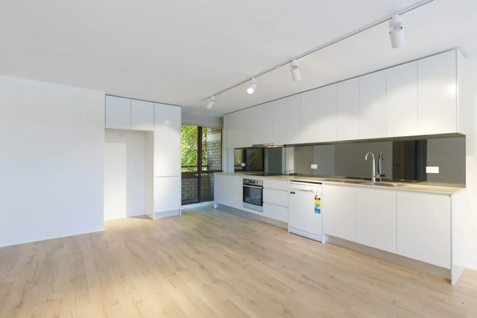 1/101A Victoria Street, Potts Point Leased by Sydney Sotheby's International Realty - image 3