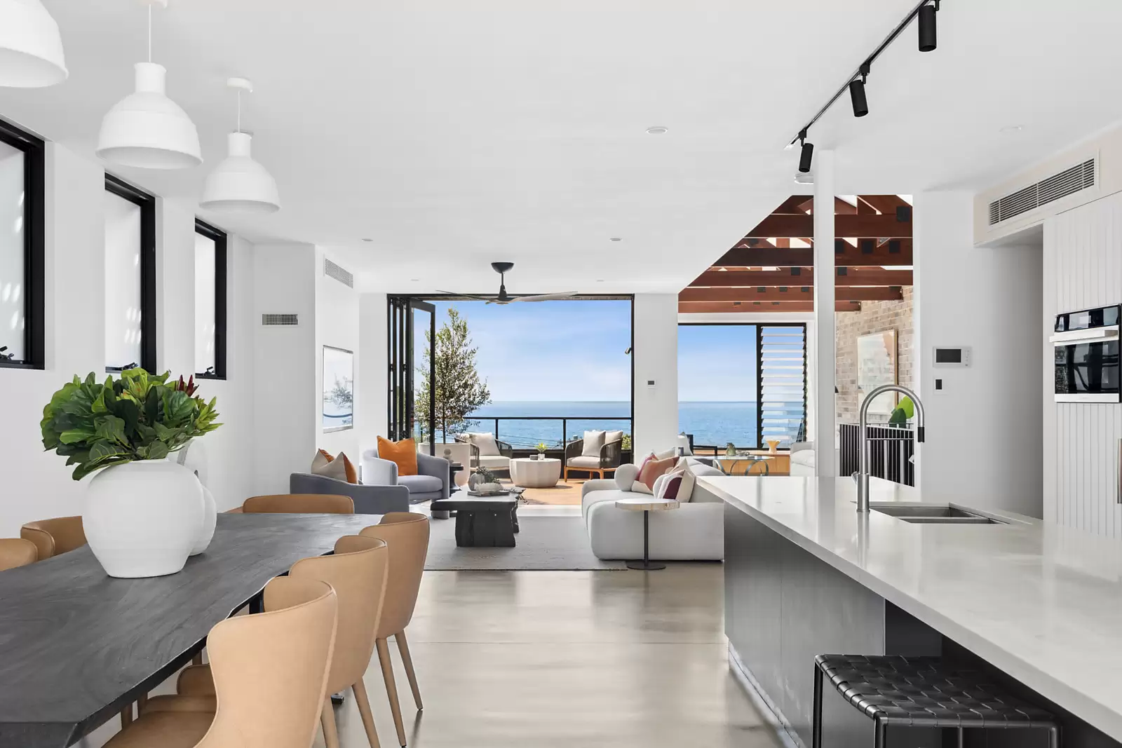 14 Close Street, South Coogee Sold by Sydney Sotheby's International Realty - image 3