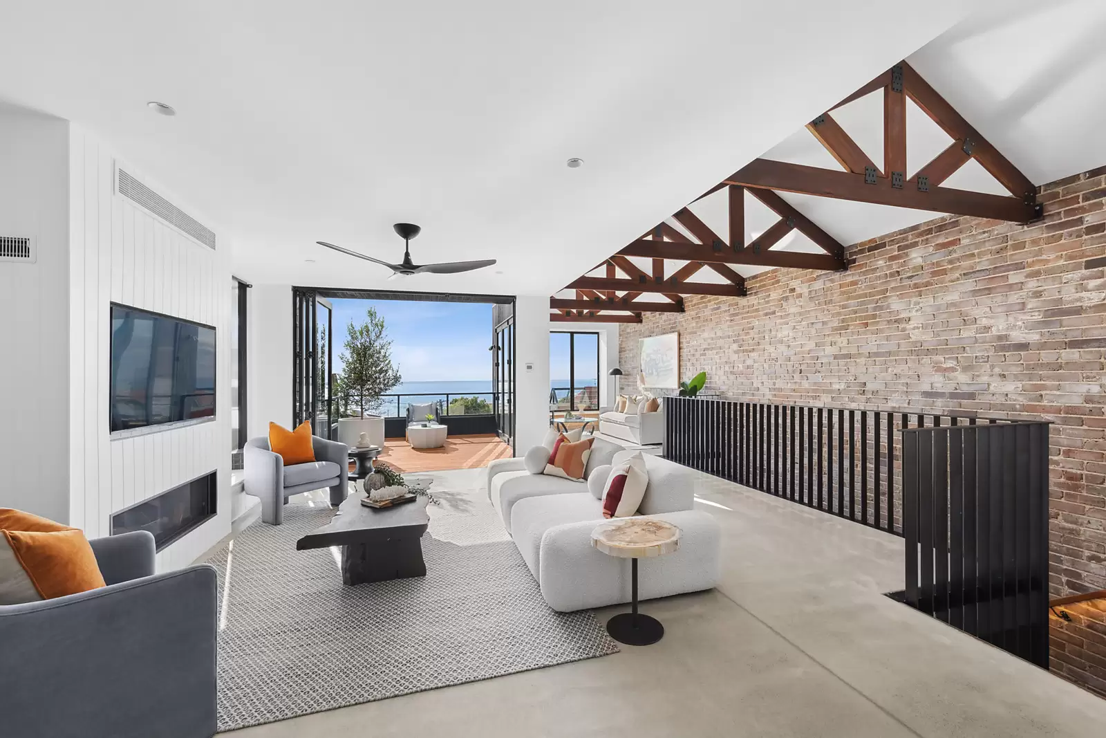 14 Close Street, South Coogee Sold by Sydney Sotheby's International Realty - image 2