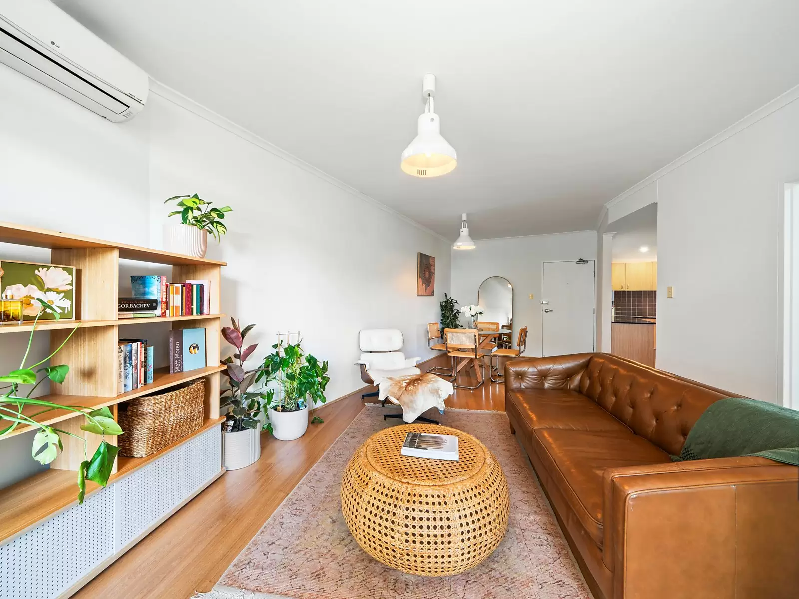 24/3-13 Erskineville Road, Newtown Sold by Sydney Sotheby's International Realty - image 3