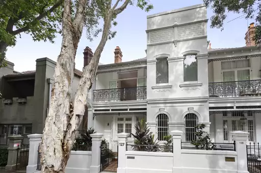 127 Darling Point Road, Darling Point Sold by Sydney Sotheby's International Realty