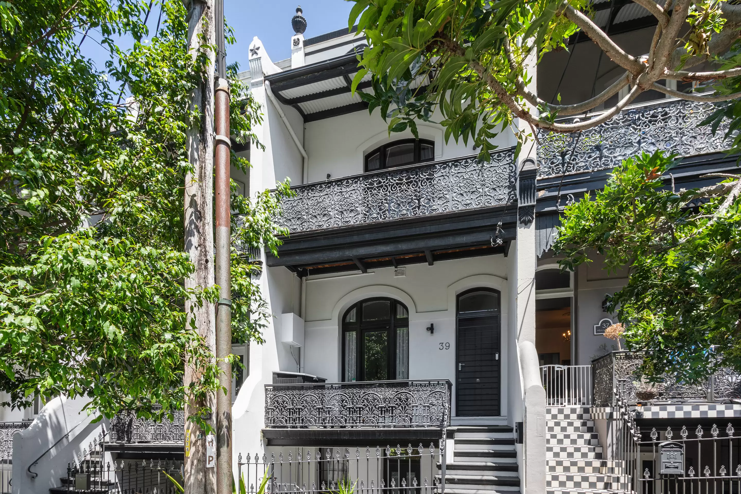 39 & 39a Albion Avenue, Paddington Sold by Sydney Sotheby's International Realty - image 1